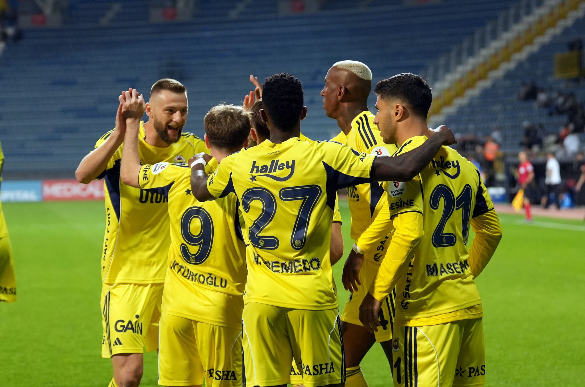 Domenico Tedesco’dan sürpriz tercih! Skriniar’ın yerine o ismi oynatacak