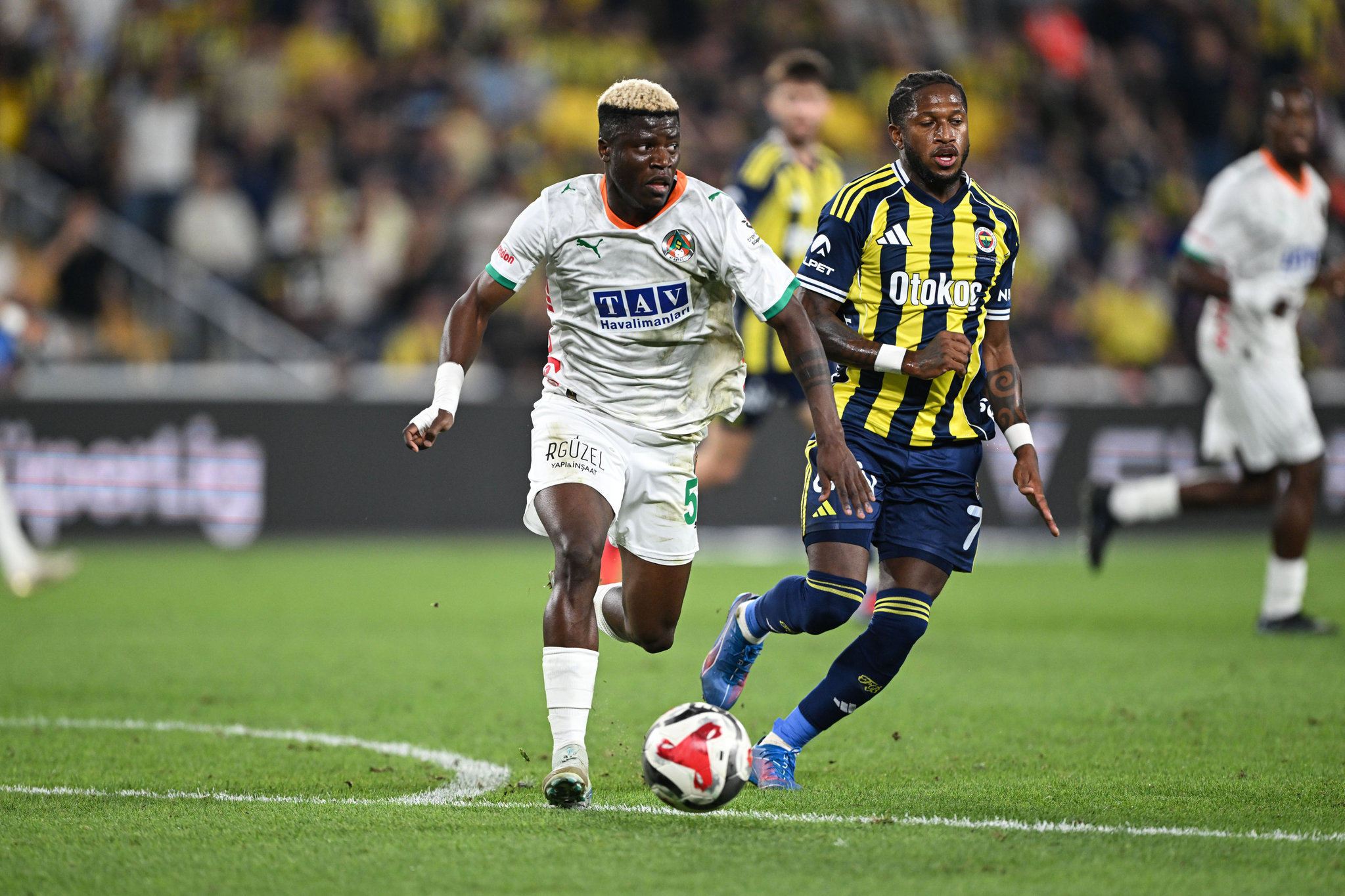Fenerbahçe’de Fred gelişmesi! 4 maçtır yedek kulübesindeydi...