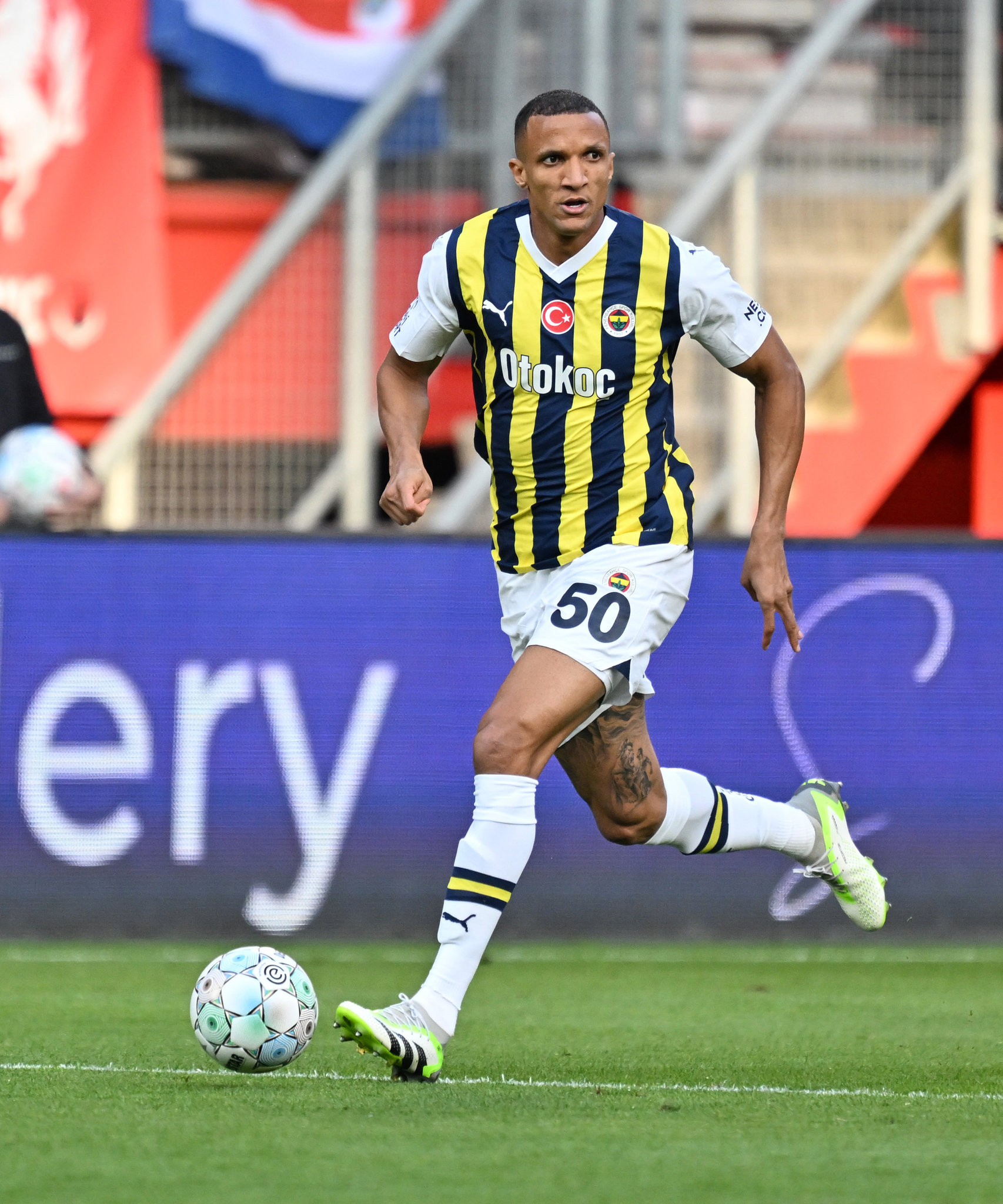 TRANSFER HABERİ | Fenerbahçe’de Rodrigo Becao’nun geleceği belli oldu!