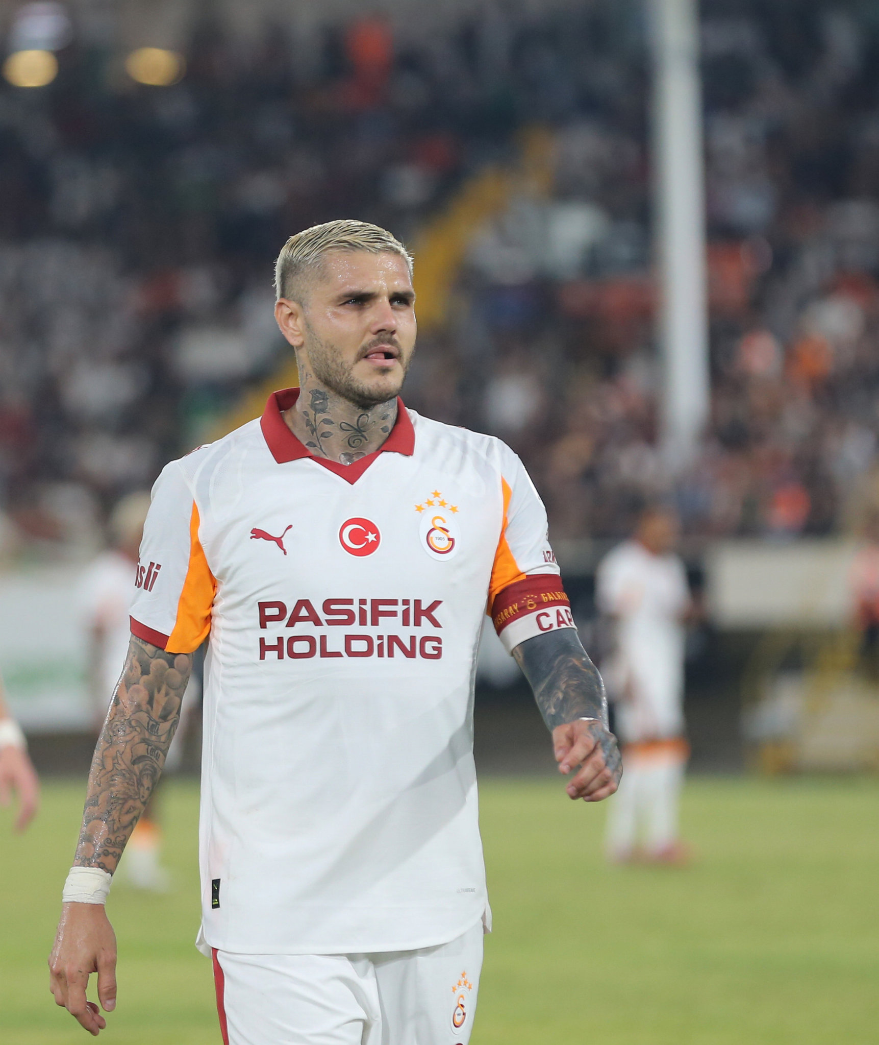 GALATASARAY HABERLERİ: Araplar devreye girdi! Icardi ile yollar ayrılıyor mu?