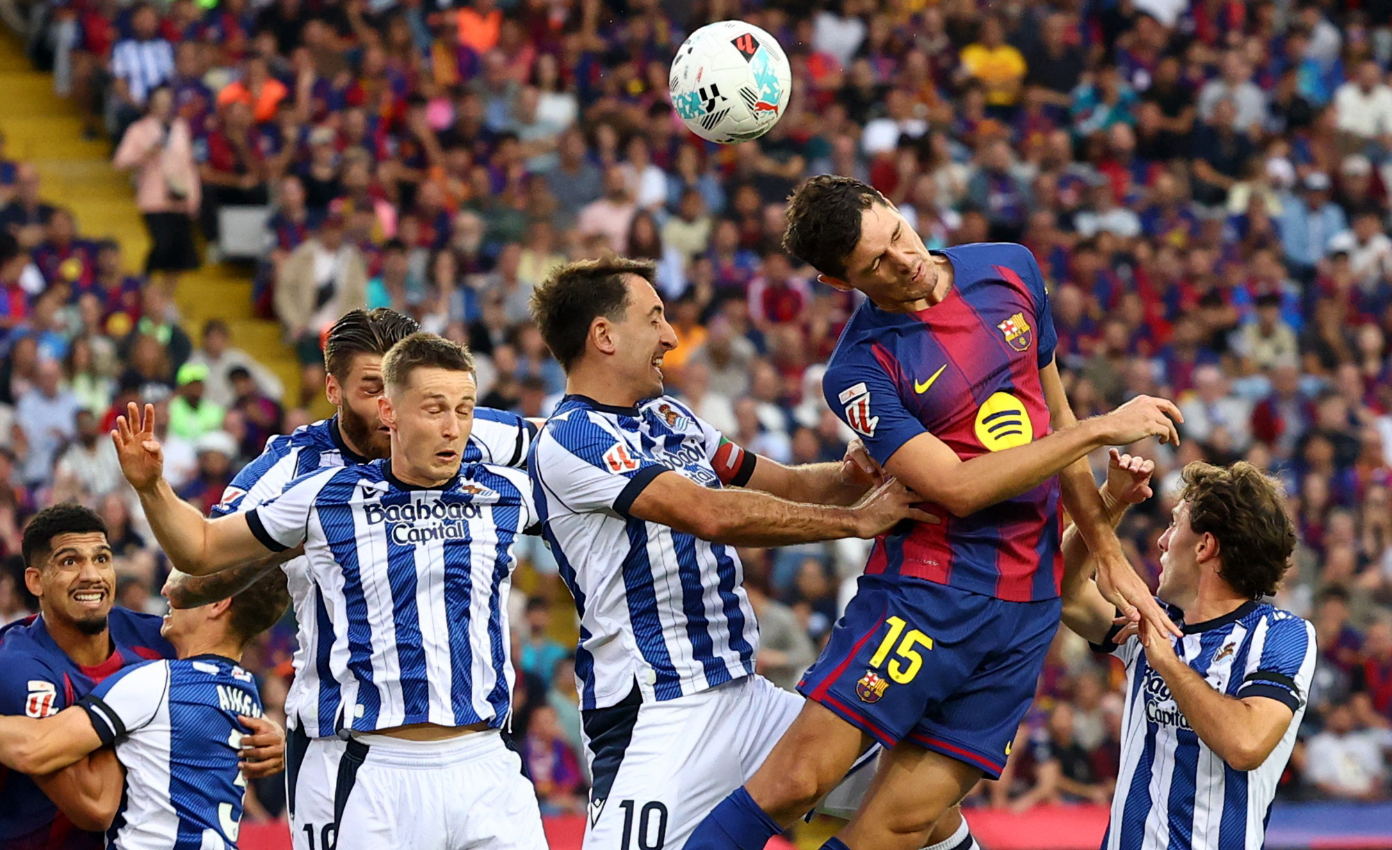 Fenerbahçe’ye Barcelona’dan sürpriz transfer!