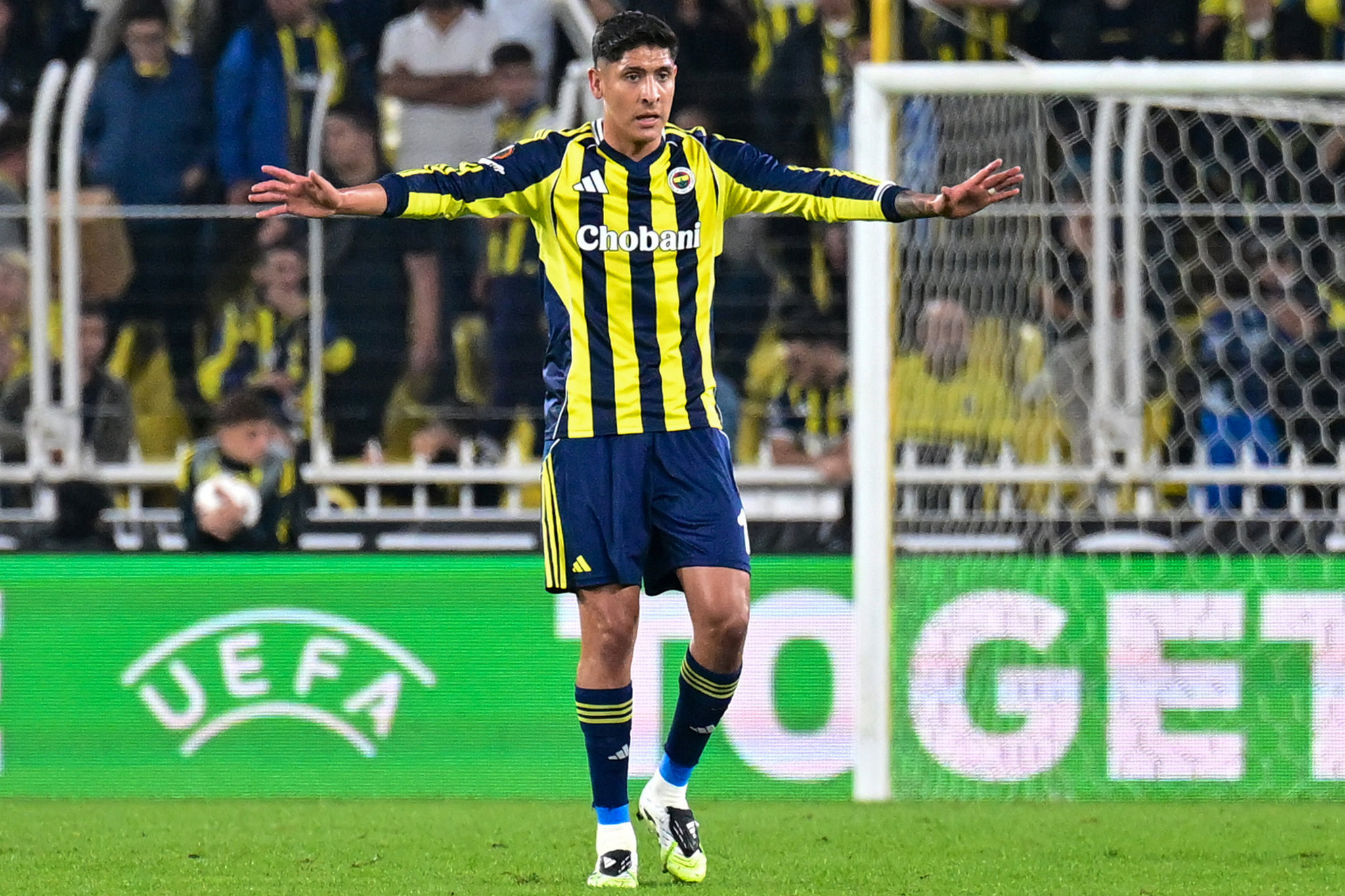 FENERBAHÇE HABERİ: İşte Edson Alvarez transferinin perde arkası! Devin Özek...