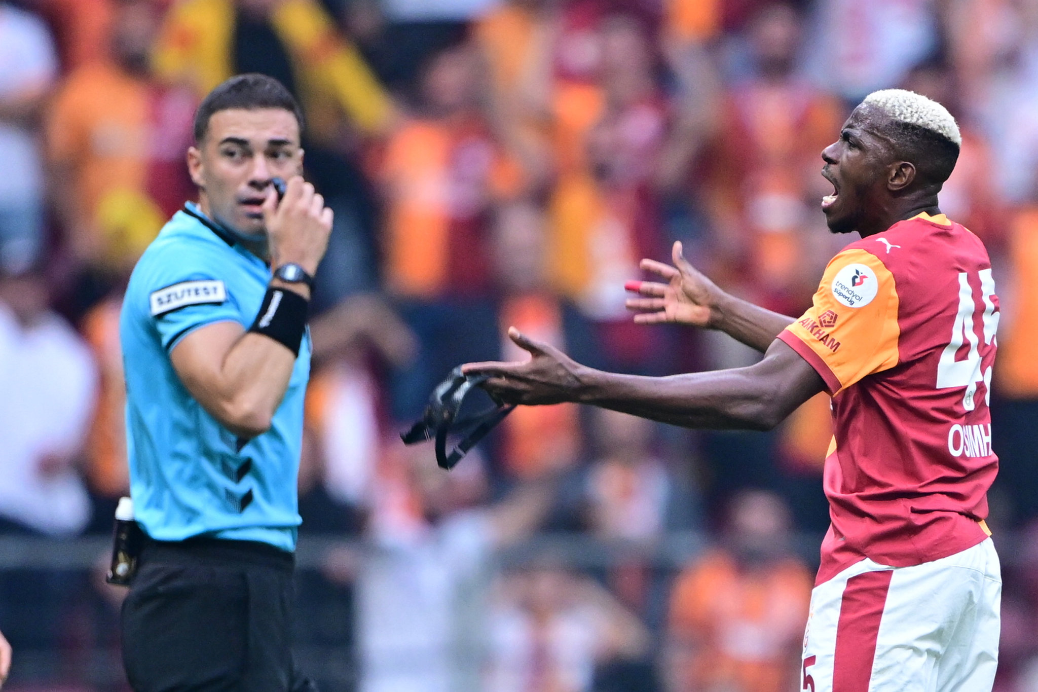 Ahmet Çakar’dan Galatasaray-Göztepe maçı hakemi Oğuzhan Çakır’a sert eleştiri! Bu kaçıncı...