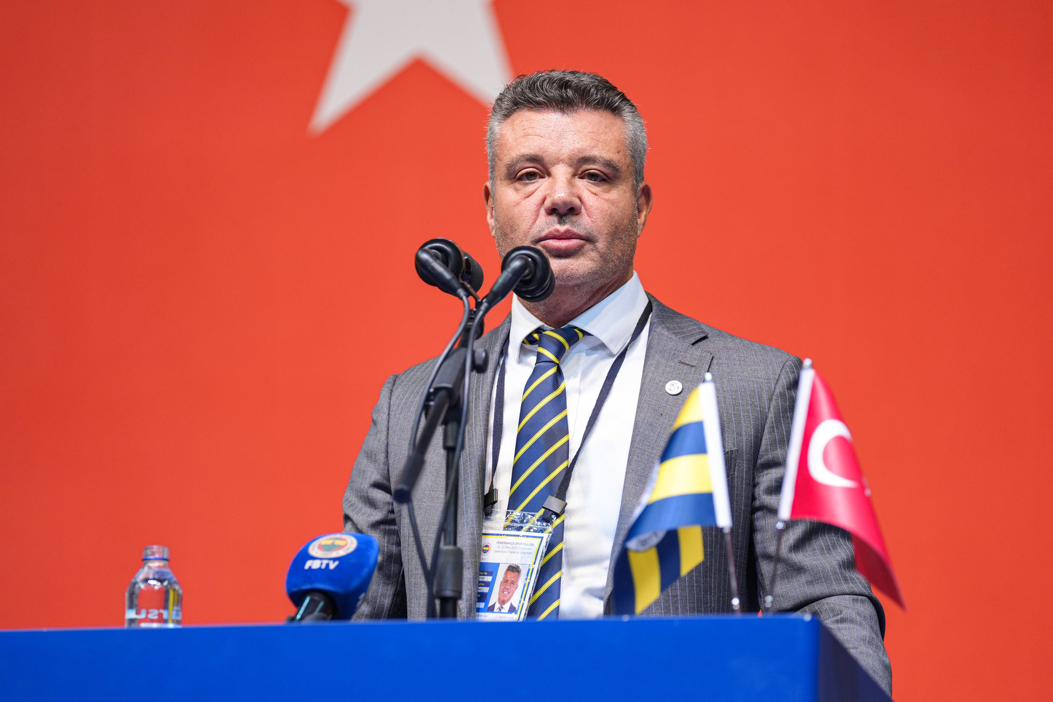 TRANSFER HABERİ: Fenerbahçe’den çok konuşulacak hamle! İşte Kanarya’nın yeni yıldızı