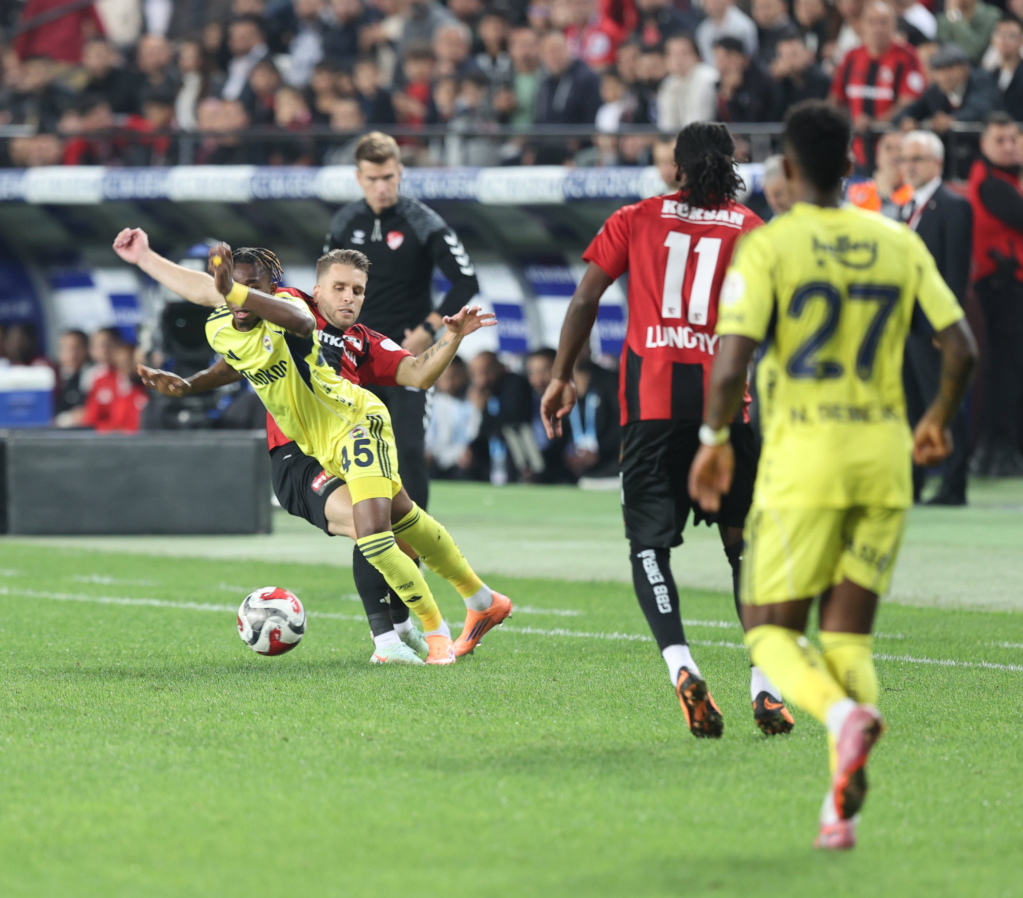 FENERBAHÇE HABERİ: Ömer Üründül’den çarpıcı Domenico Tedesco sözleri!