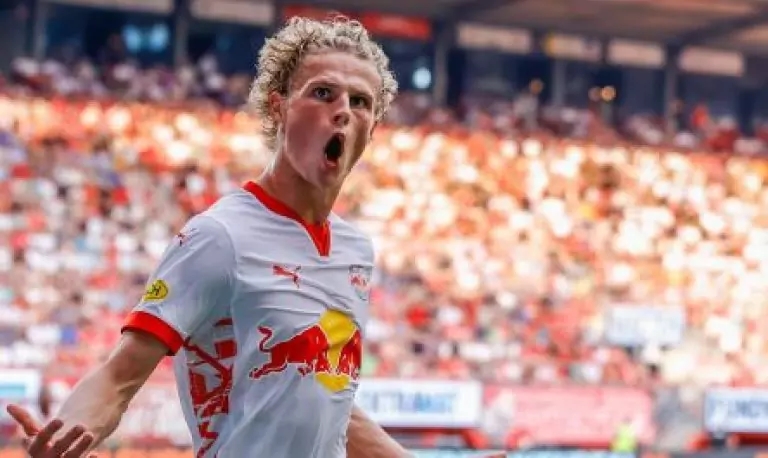 Galatasaray aradığı 8 numarayı buldu! Oyuncu da gelmeye sıcak bakıyor