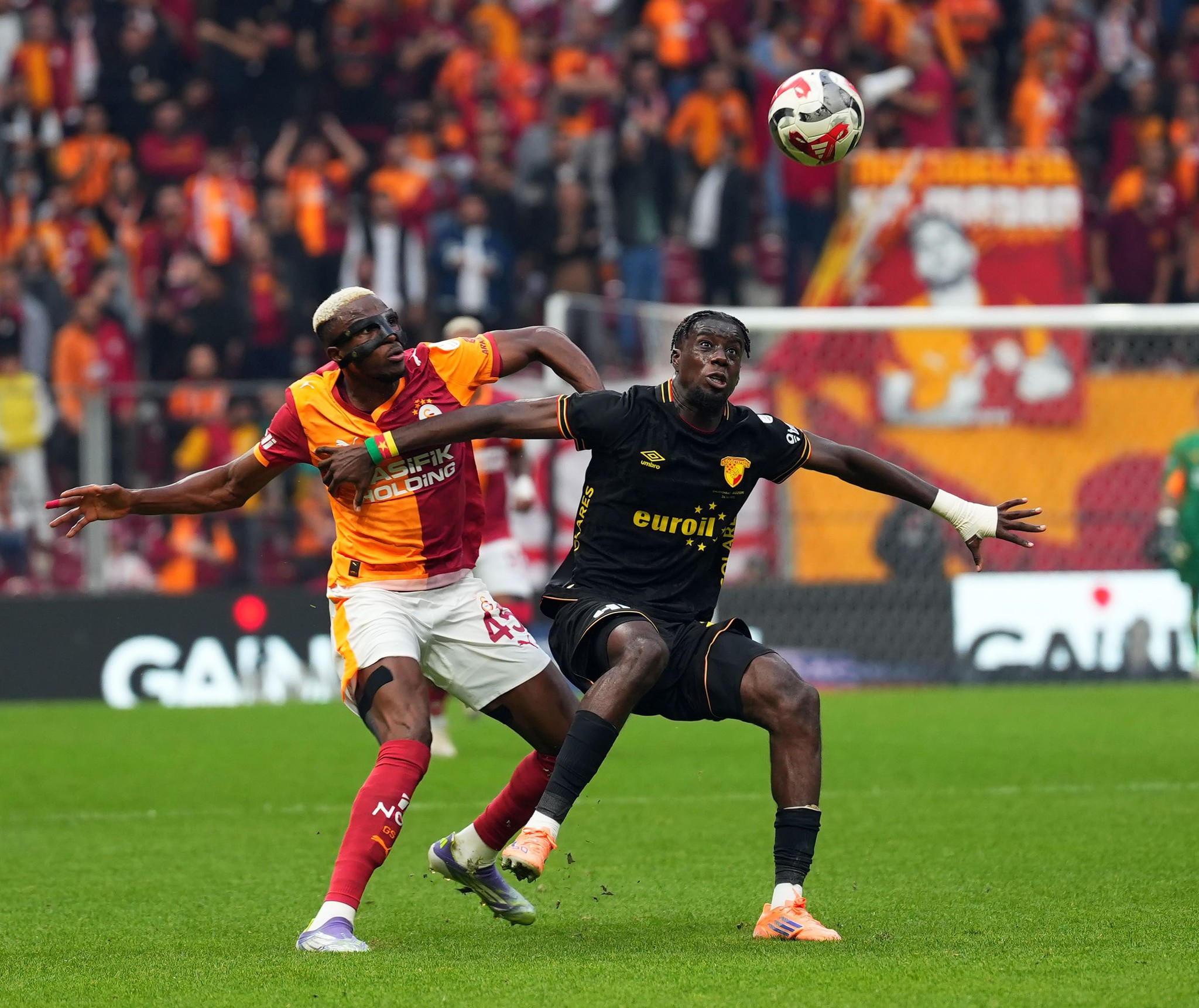 TRANSFER HABERİ: Galatasaraylı 4 yıldız gözlem altında! Özel olarak görevlendirildiler