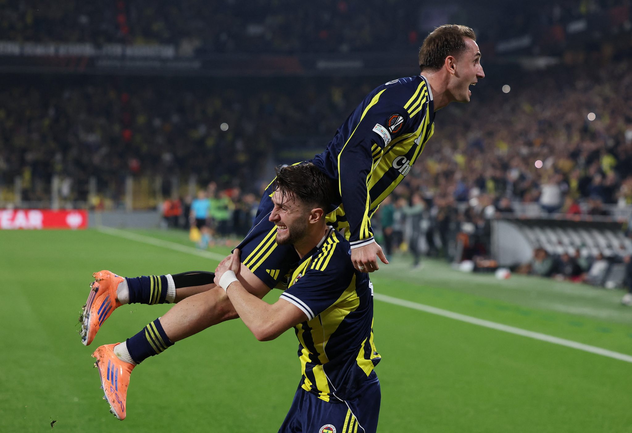 TRANSFER HABERİ: Fenerbahçe’den flaş İsmail Yüksek kararı!