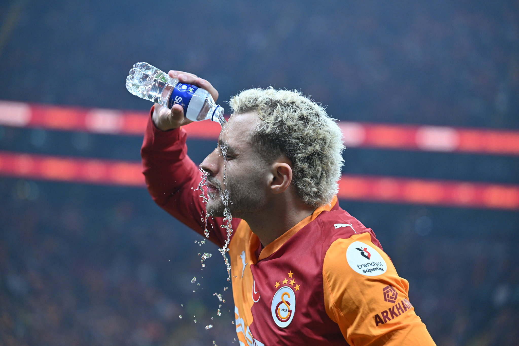 Galatasaray’da Barış Alper Yılmaz krizi! Sosyal medyada yer yerinden oynadı