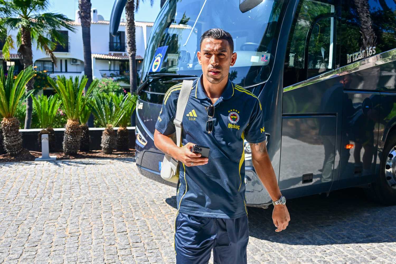 Fenerbahçe’de İrfan Can Kahveci gerçeği ortaya çıktı! Sadettin Saran ile görüştü ve...