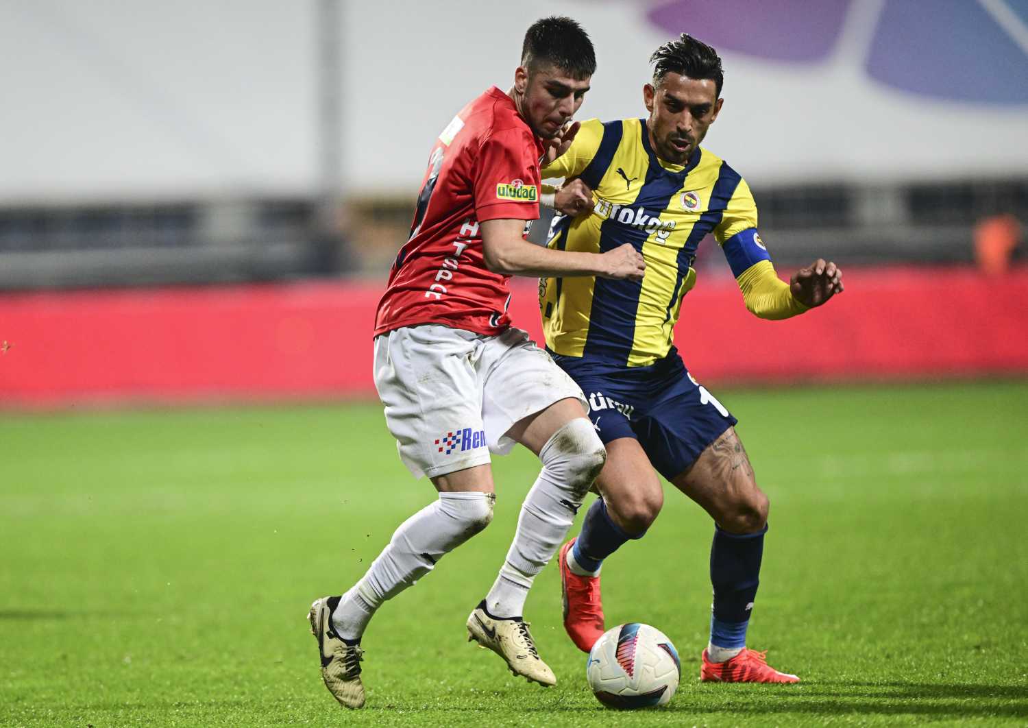 Fenerbahçe’de İrfan Can Kahveci gerçeği ortaya çıktı! Sadettin Saran ile görüştü ve...