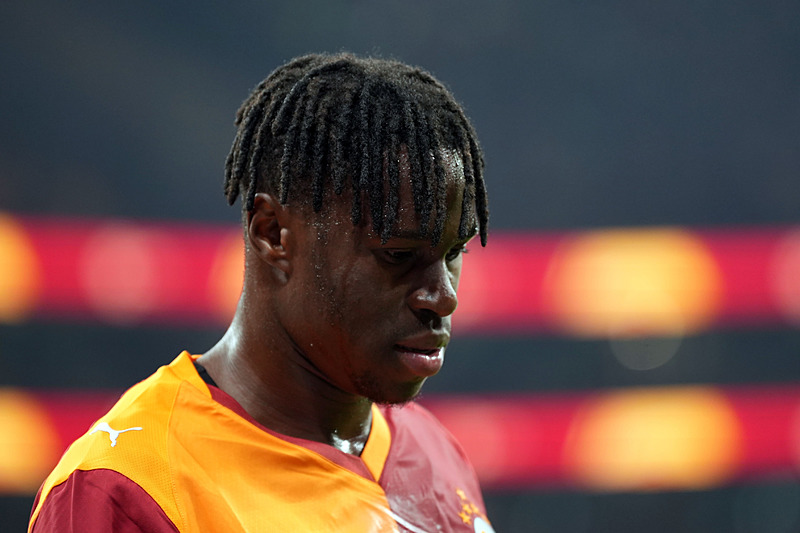 Galatasaray’dan ara transfer bombası! Bunu kimse beklemiyordu