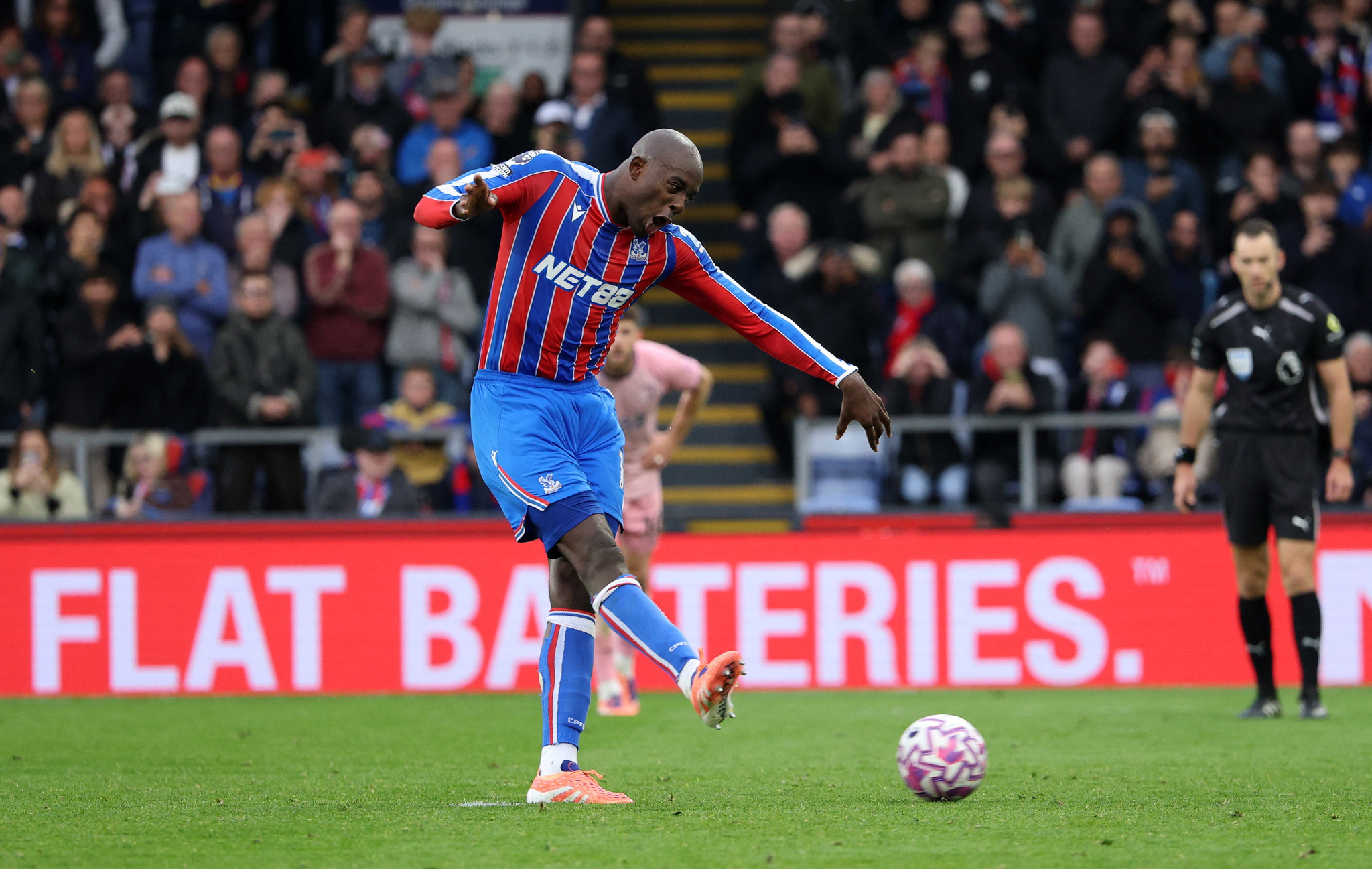 Fenerbahçe’den flaş golcü hamlesi: Jean-Philippe Mateta için rekor teklif yolda!