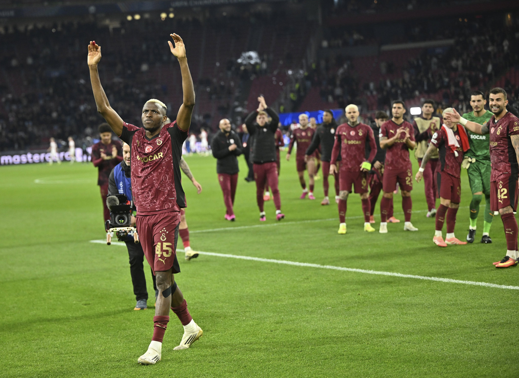 Galatasaray’dan çok konuşulacak Osimhen kararı! Yönetim bonservisini belirledi