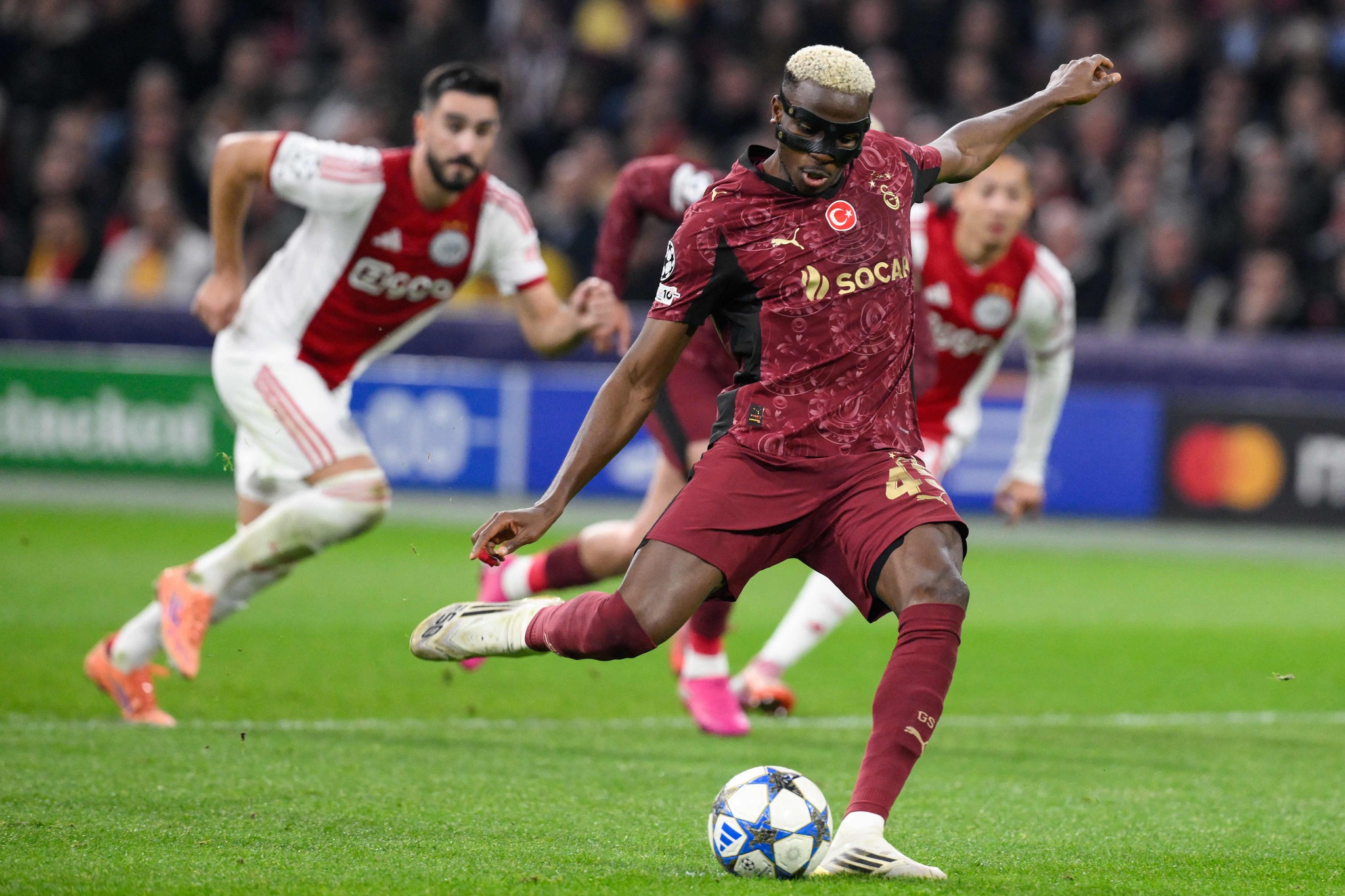 Galatasaray’dan çok konuşulacak Osimhen kararı! Yönetim bonservisini belirledi