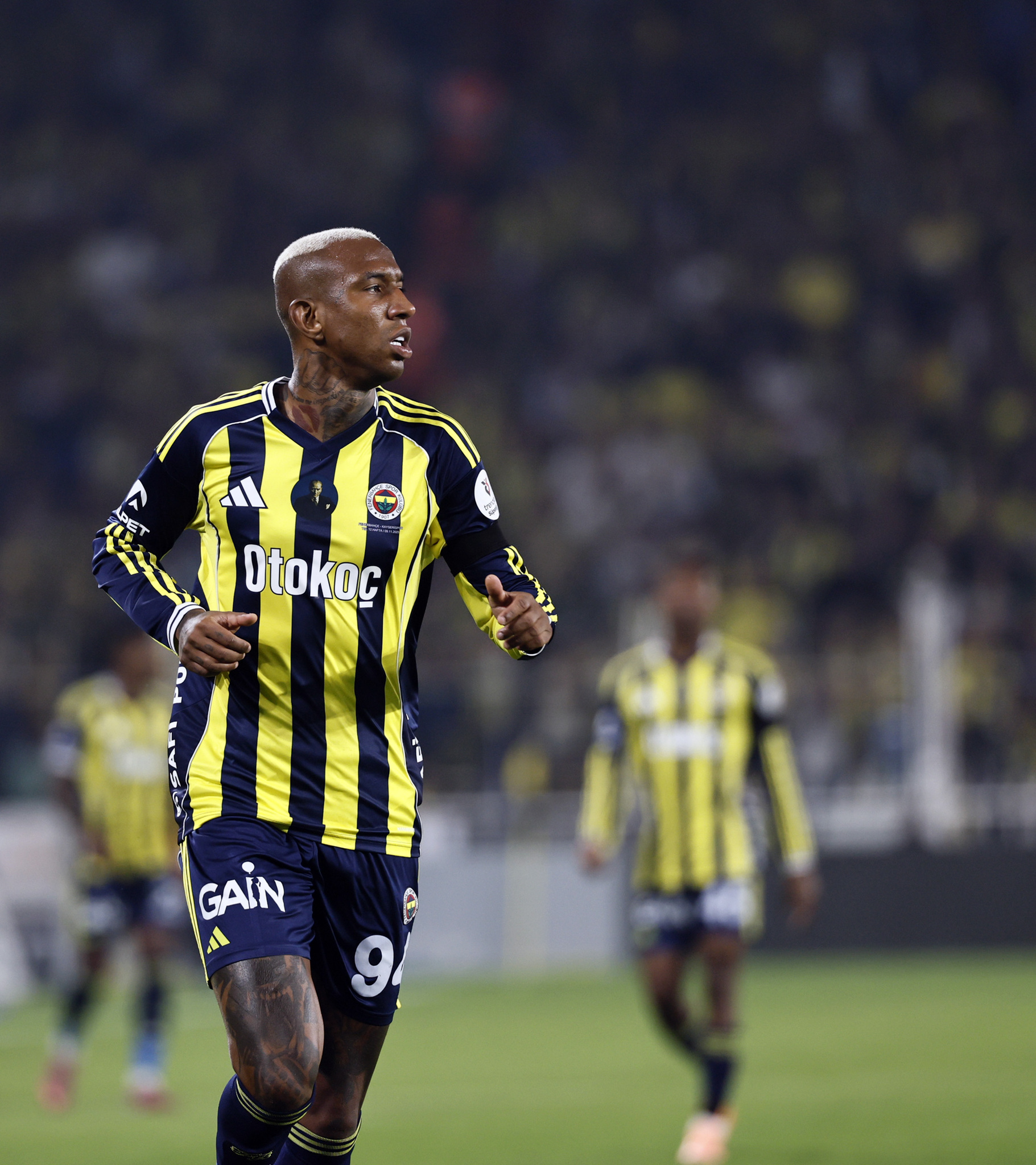 Fenerbahçe’de Tedesco’nun kararı netleşti: İşte İtalyan hocanın ideal 11’i!