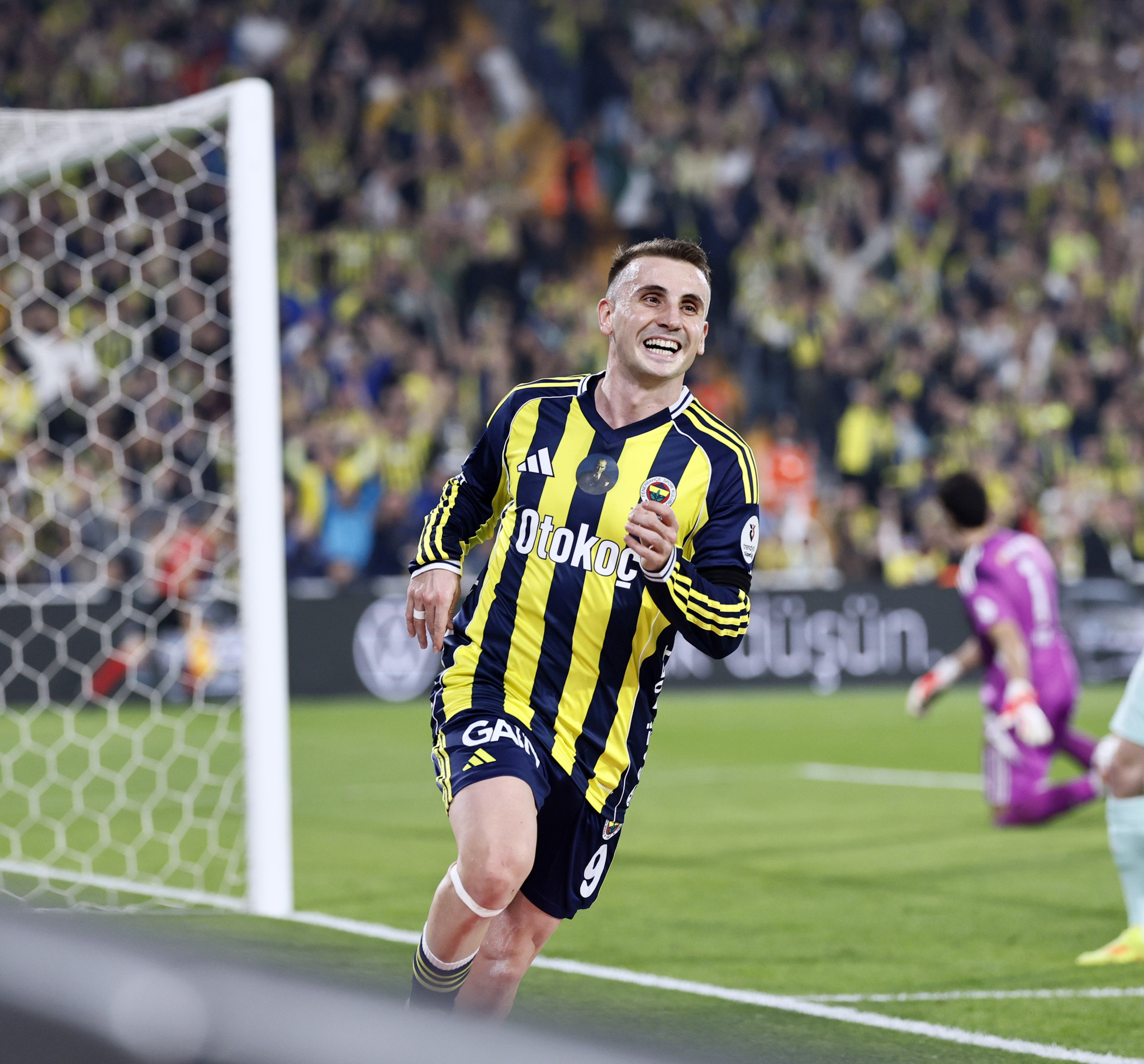 Fenerbahçe’de Tedesco’nun kararı netleşti: İşte İtalyan hocanın ideal 11’i!