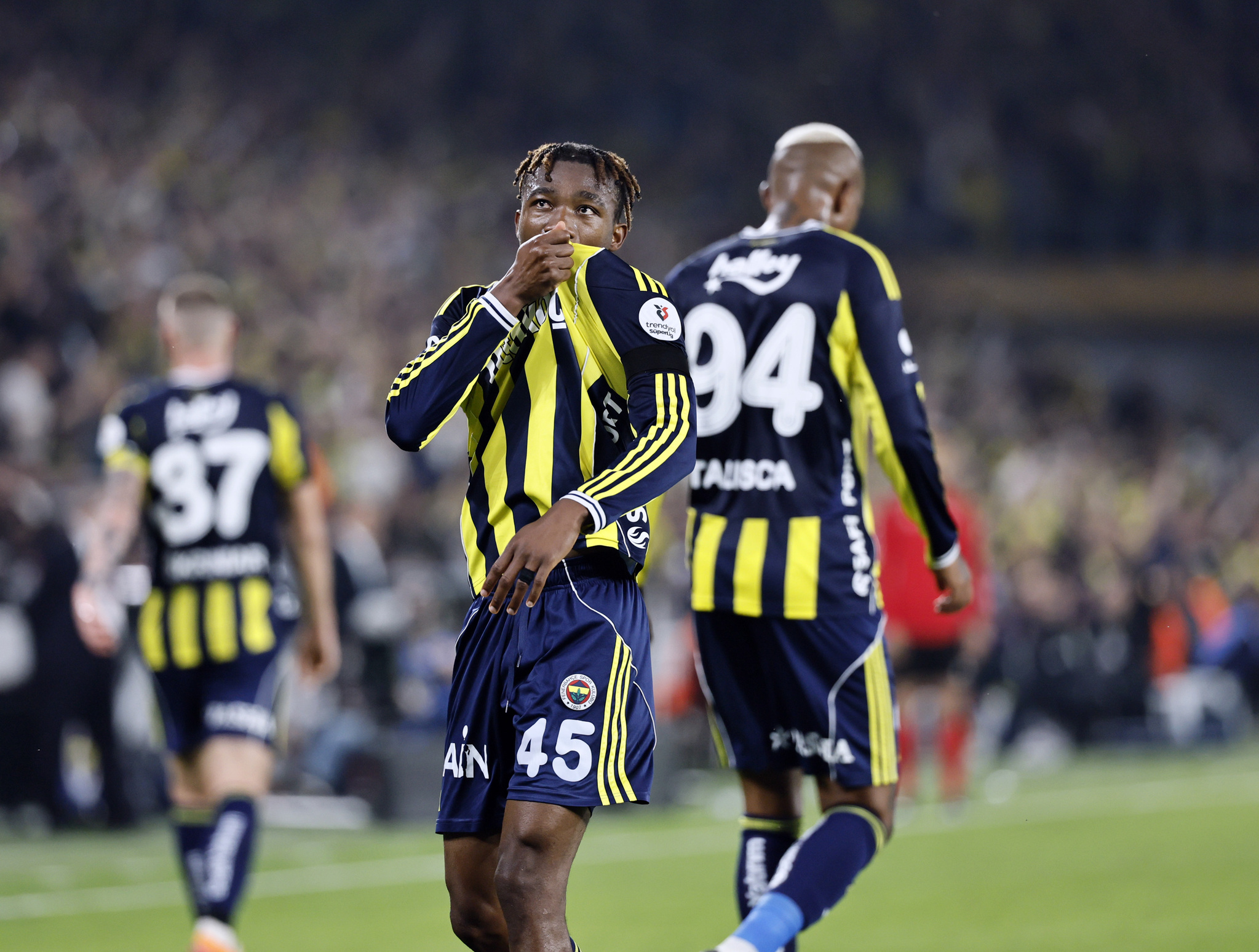 Fenerbahçe’de Tedesco’nun kararı netleşti: İşte İtalyan hocanın ideal 11’i!