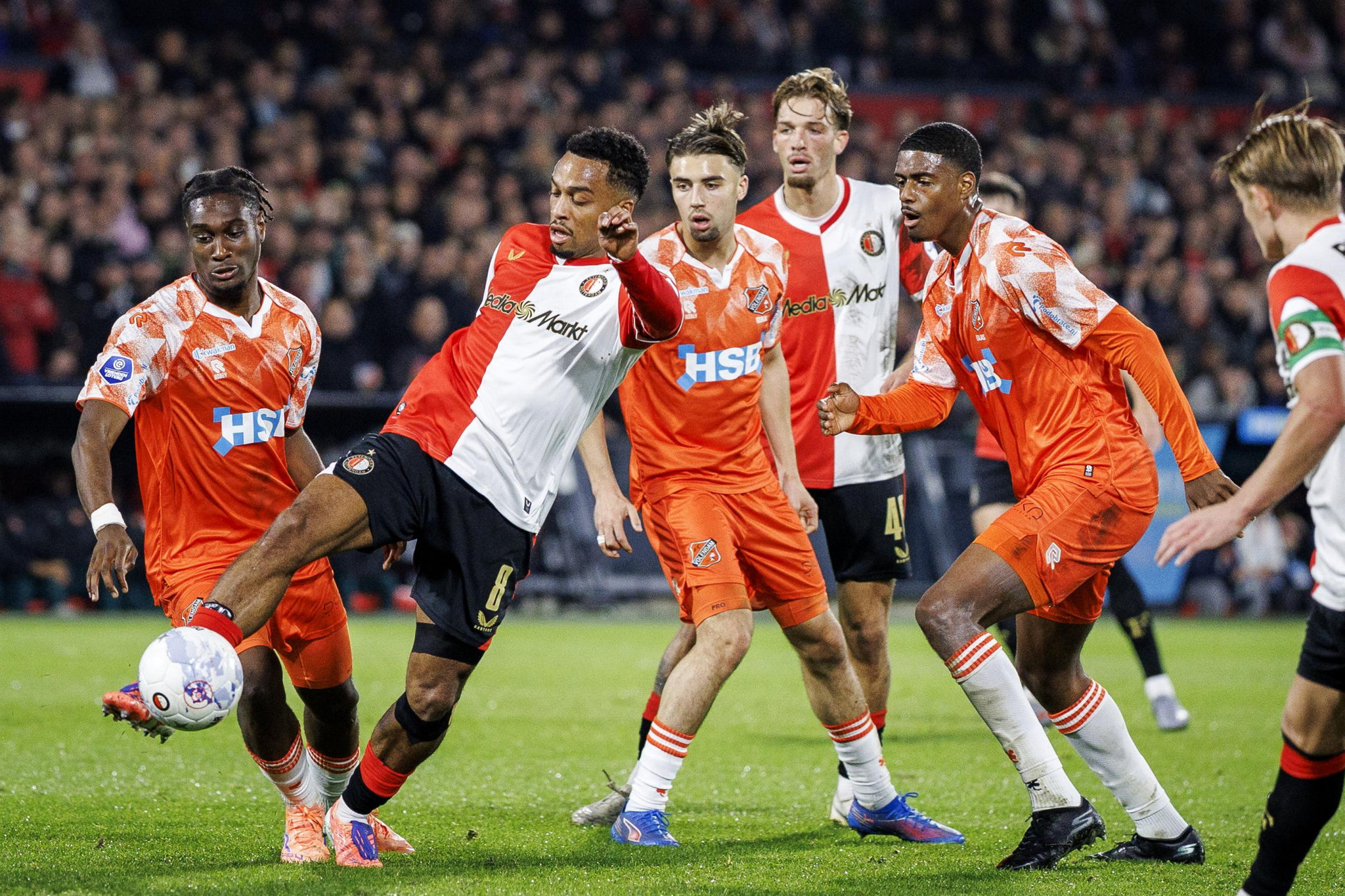 Fenerbahçe transferde büyük oynuyor! İşte o yıldız