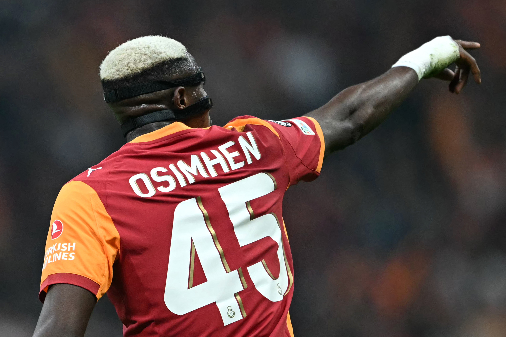 Osimhen için flaş iddia: PSG için bavulu hazırdı!