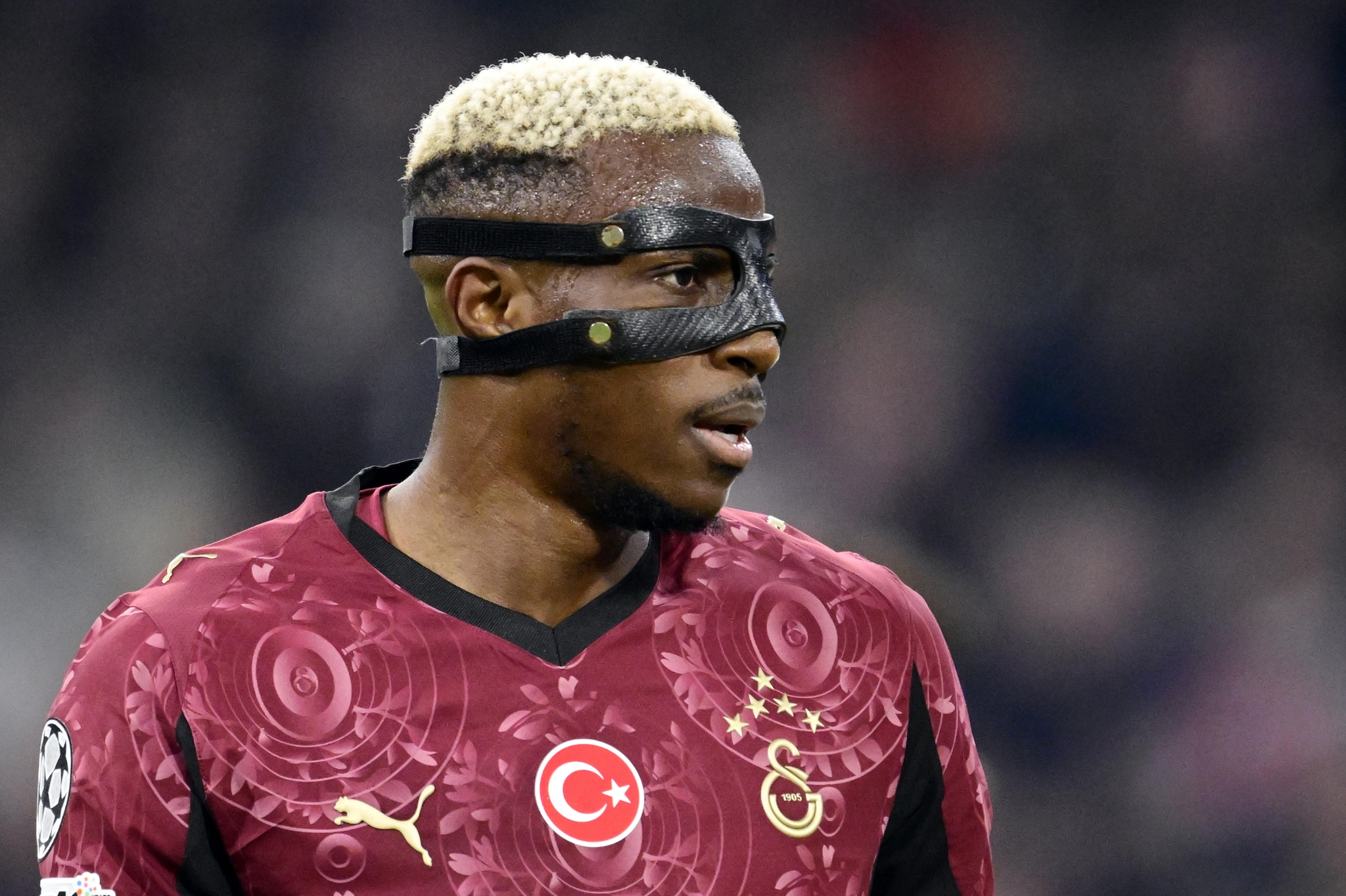 Osimhen için flaş iddia: PSG için bavulu hazırdı!