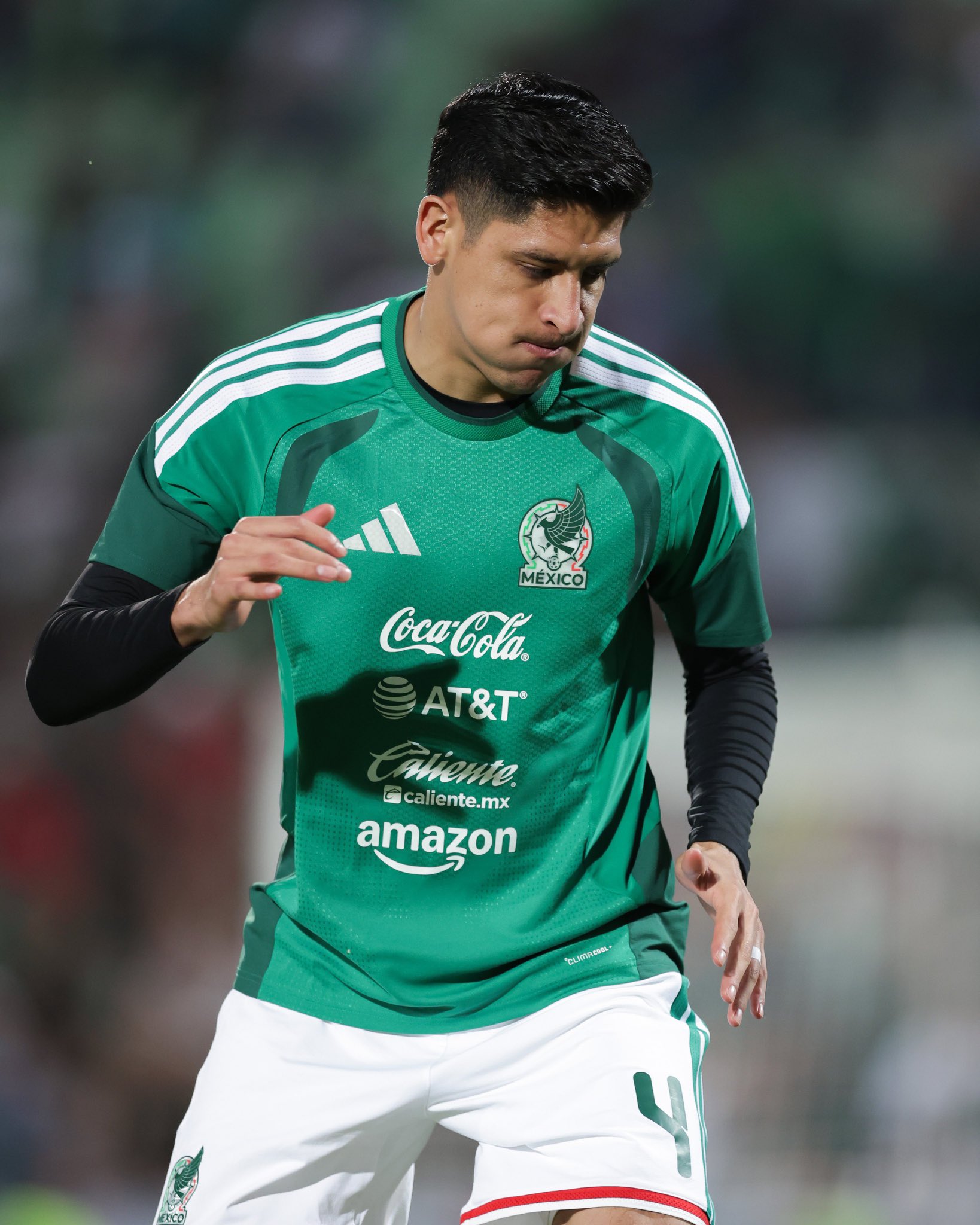 Edson Alvarez’den Meksika tribünlerine tepki!