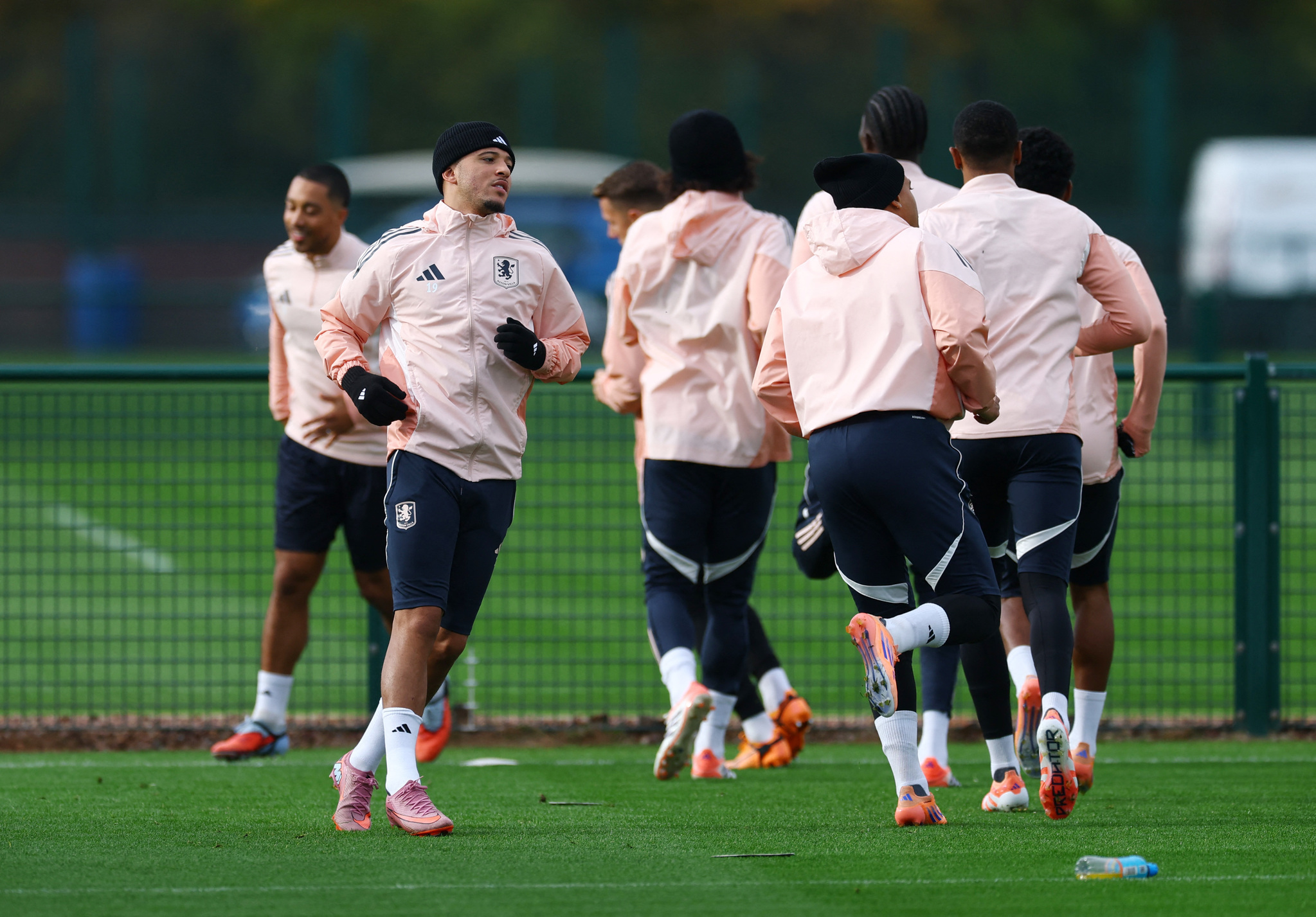 Fenerbahçe’den sezon sonu operasyonu! Yönetim o yıldızla İstanbul’da görüştü