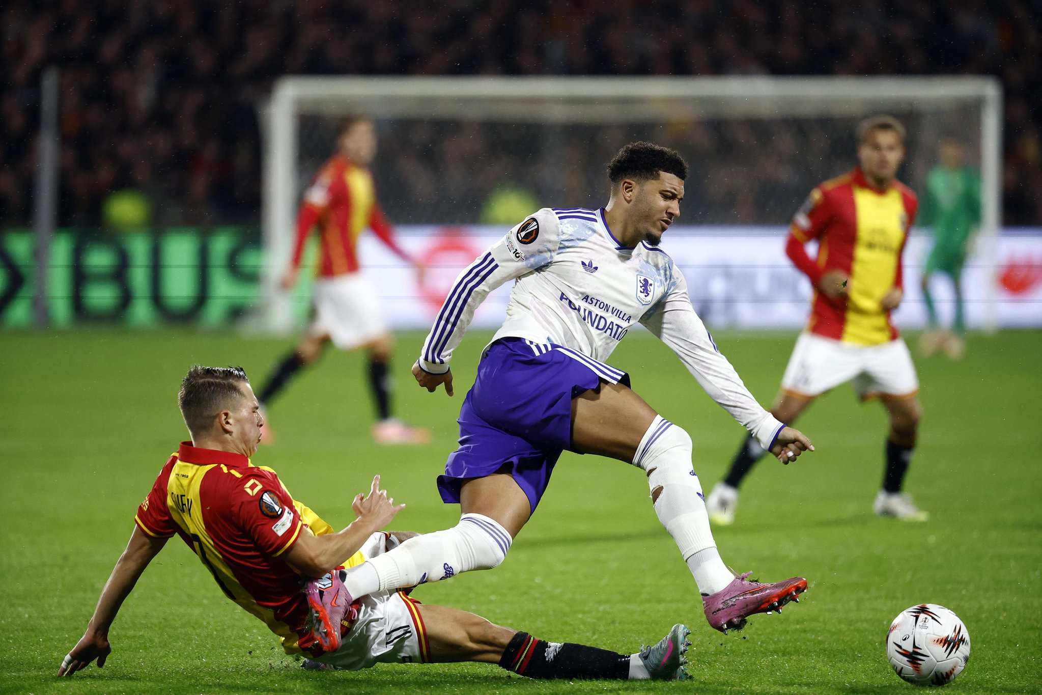 Fenerbahçe’den sezon sonu operasyonu! Yönetim o yıldızla İstanbul’da görüştü