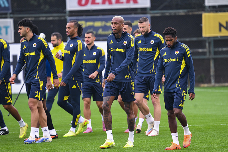 Fenerbahçe’de Tedesco’dan Fred için önemli karar!