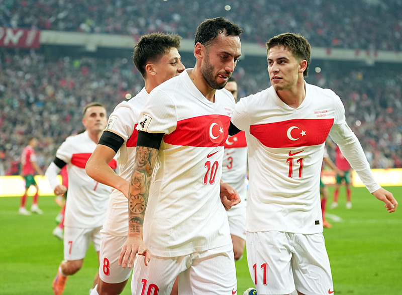 Galatasaray’da hedef Hakan Çalhanoğlu! Fırsat transferi...