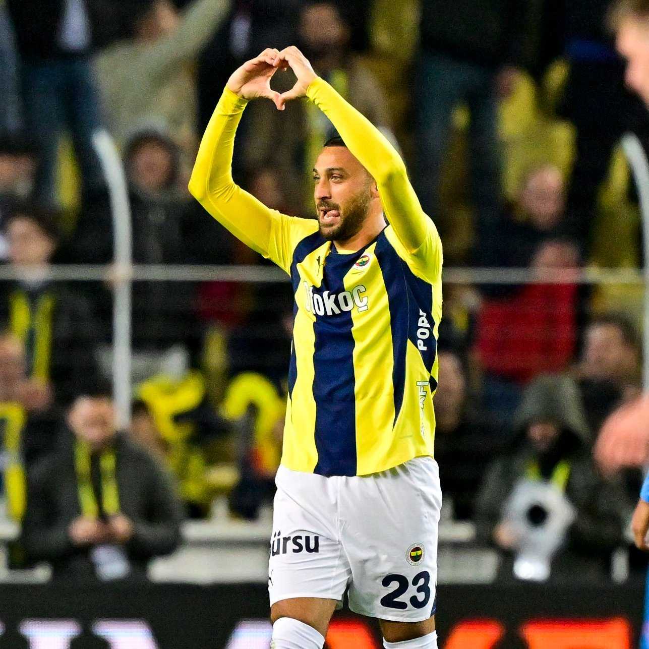Fenerbahçe’de kadro dışı bırakılan Cenk’e Süper Lig’den 3 talip!