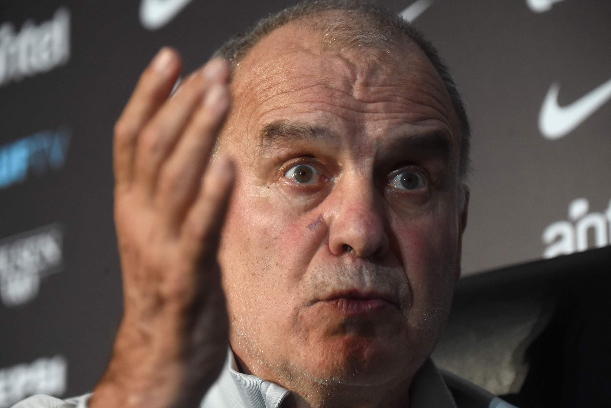 Lucas Torreira ile Marcelo Bielsa arasında gerginlik!