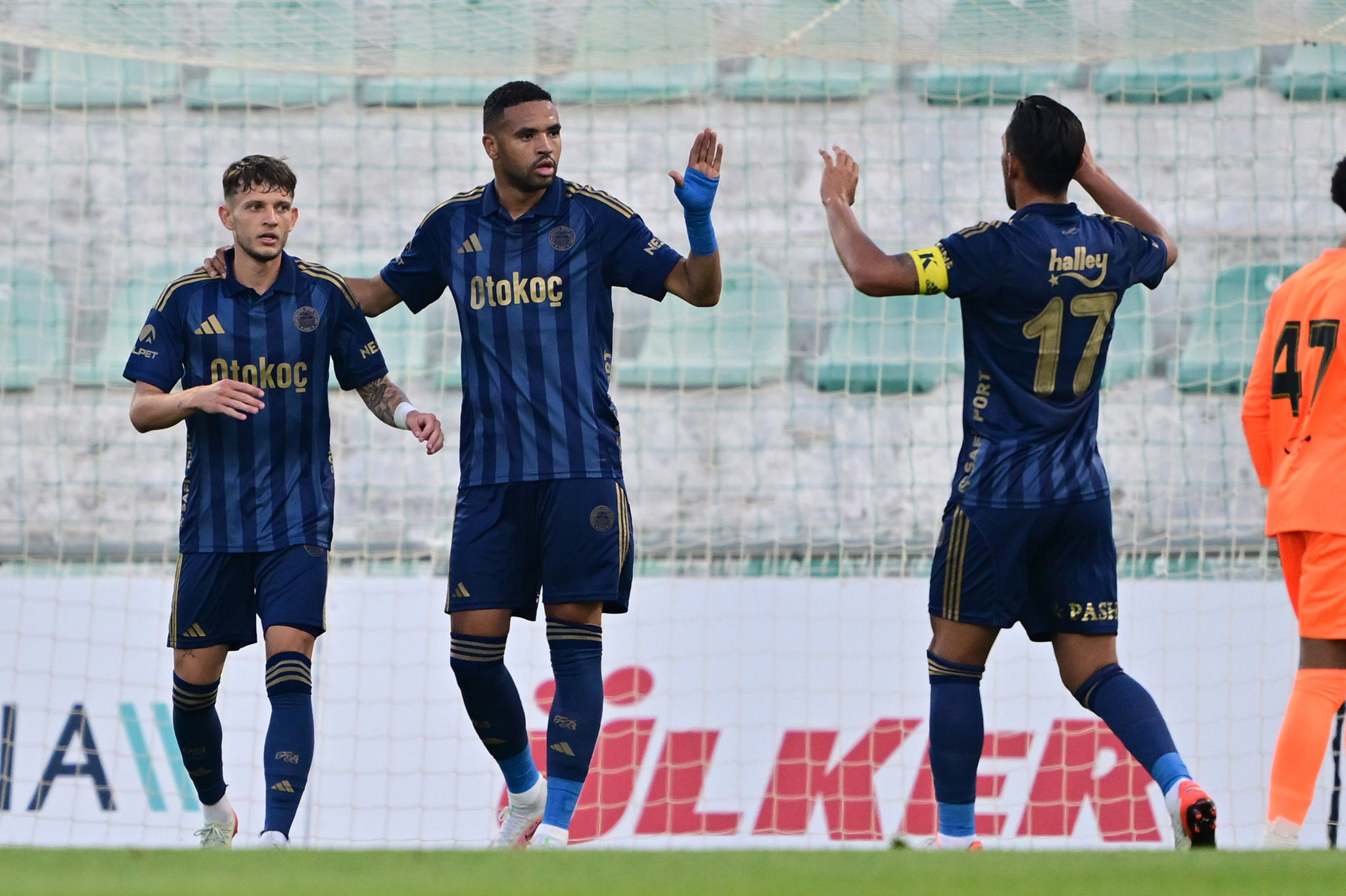 Fenerbahçe’den Lewandowski hamlesi: Sözleşme süresi...