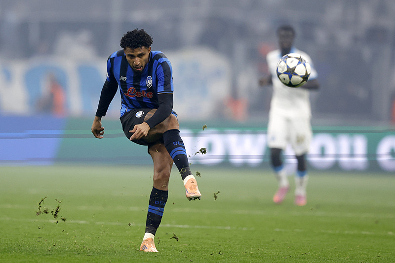 Galatasaray’dan sürpriz transfer hamlesi! Lookman beklerken takım arkadaşı...