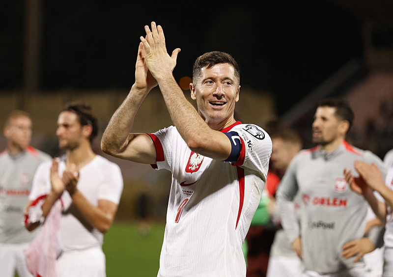 Robert Lewandowski’den Fenerbahçe’nin teklifine yanıt! Alman gazeteci duyurdu