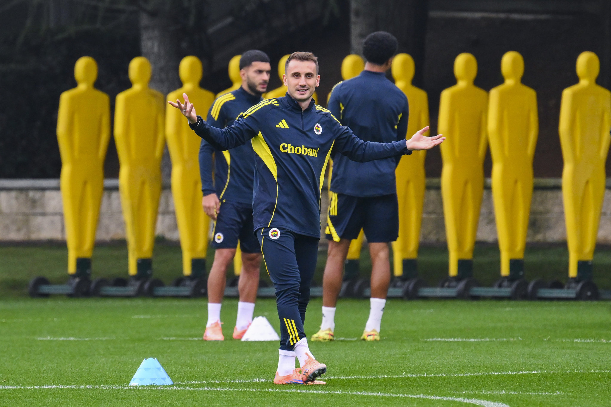 Fenerbahçe’de Kerem Aktürkoğlu sıkıntısı!