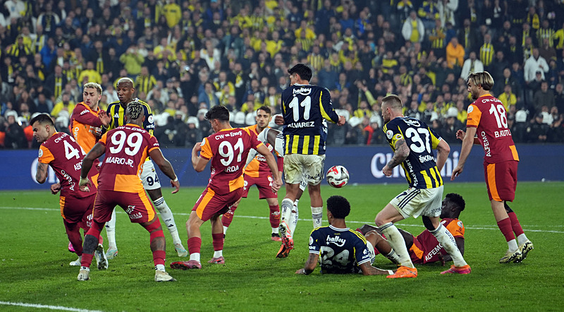 Ömer Üründül’den Fenerbahçe’nin yıldızına flaş eleştiri!