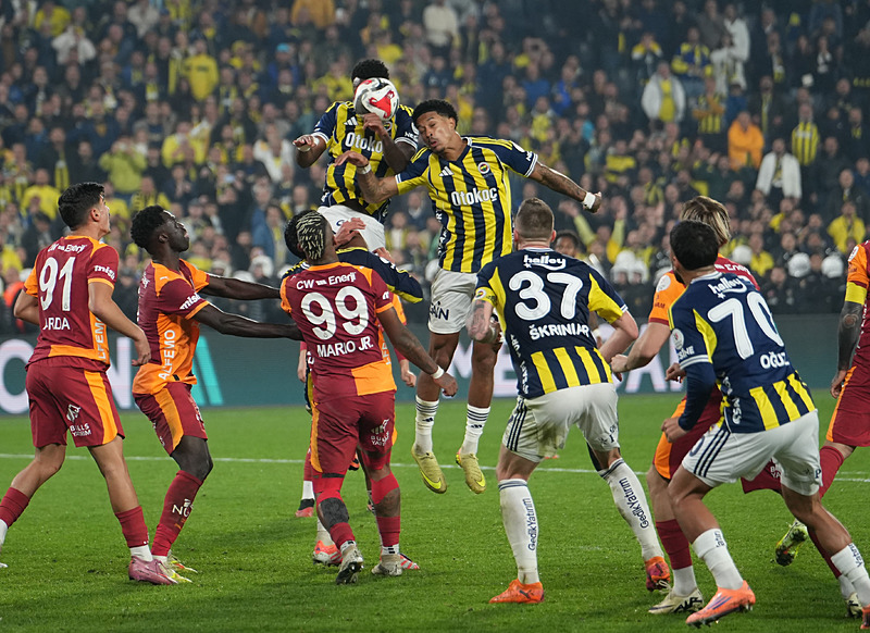 Ömer Üründül’den Fenerbahçe’nin yıldızına flaş eleştiri!