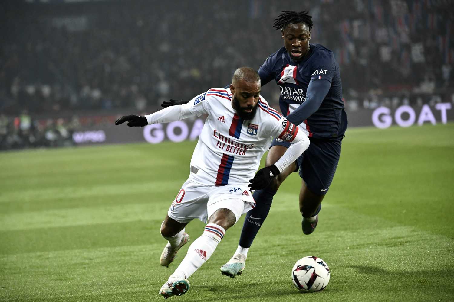 Fenerbahçe’den çifte transfer hamlesi!