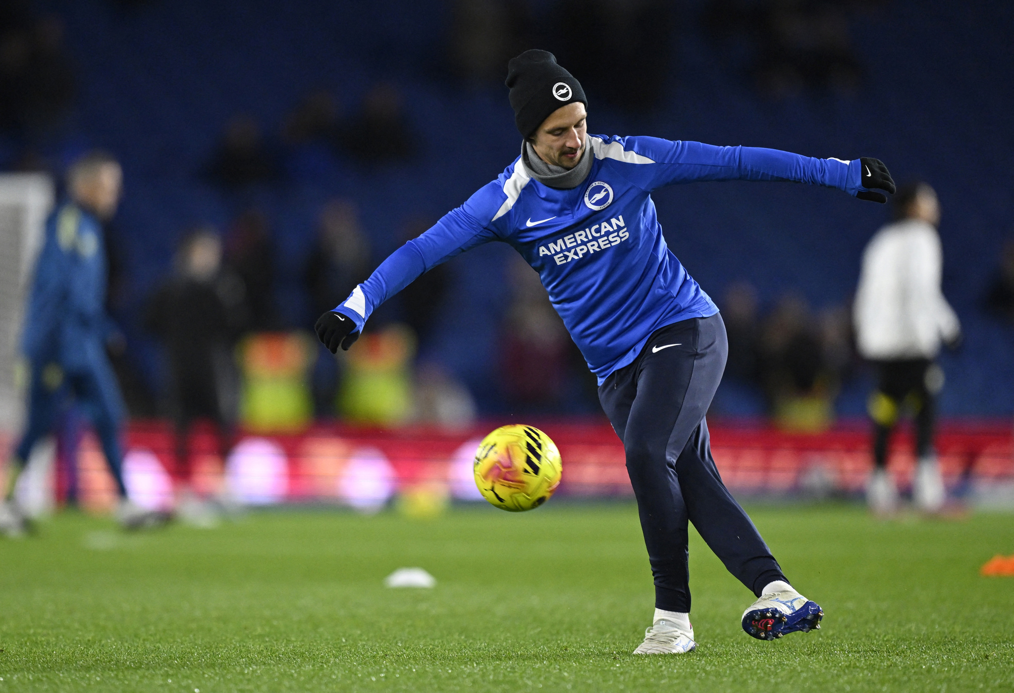 Fenerbahçe’ye transferde flaş teklif!