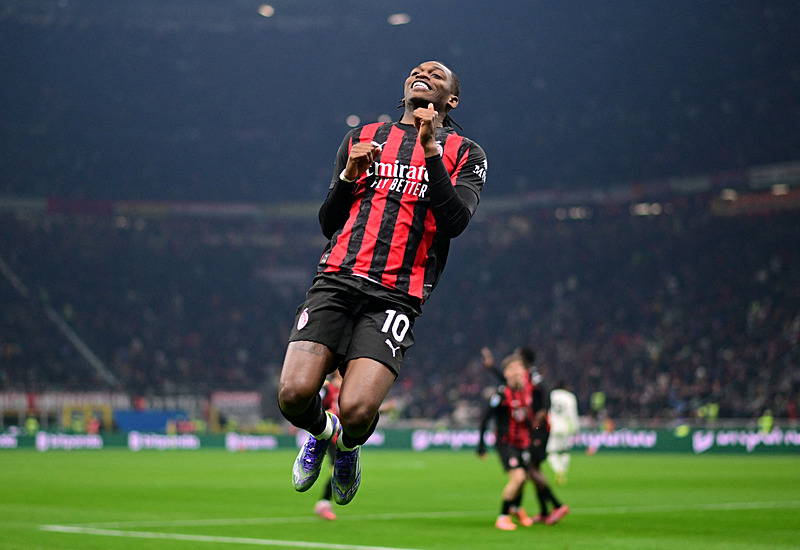 Milan’ın dünya yıldızı Galatasaray’a! Transferde büyük müjde