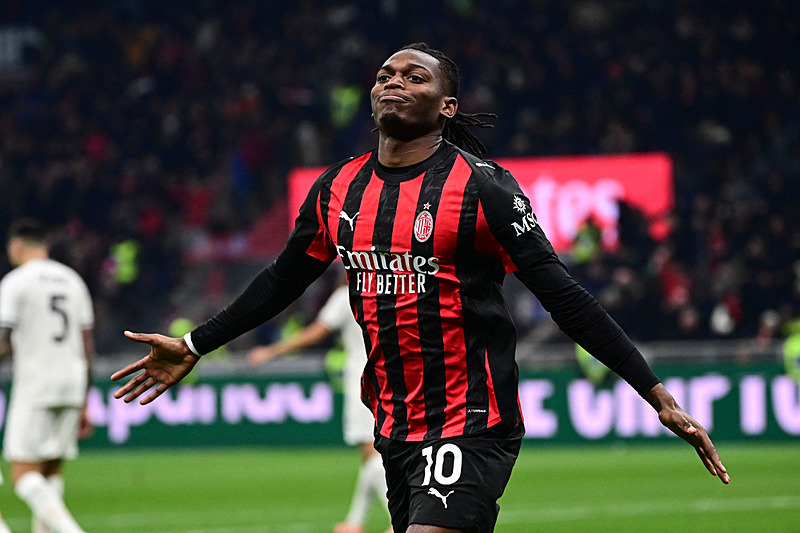 Milan’ın dünya yıldızı Galatasaray’a! Transferde büyük müjde