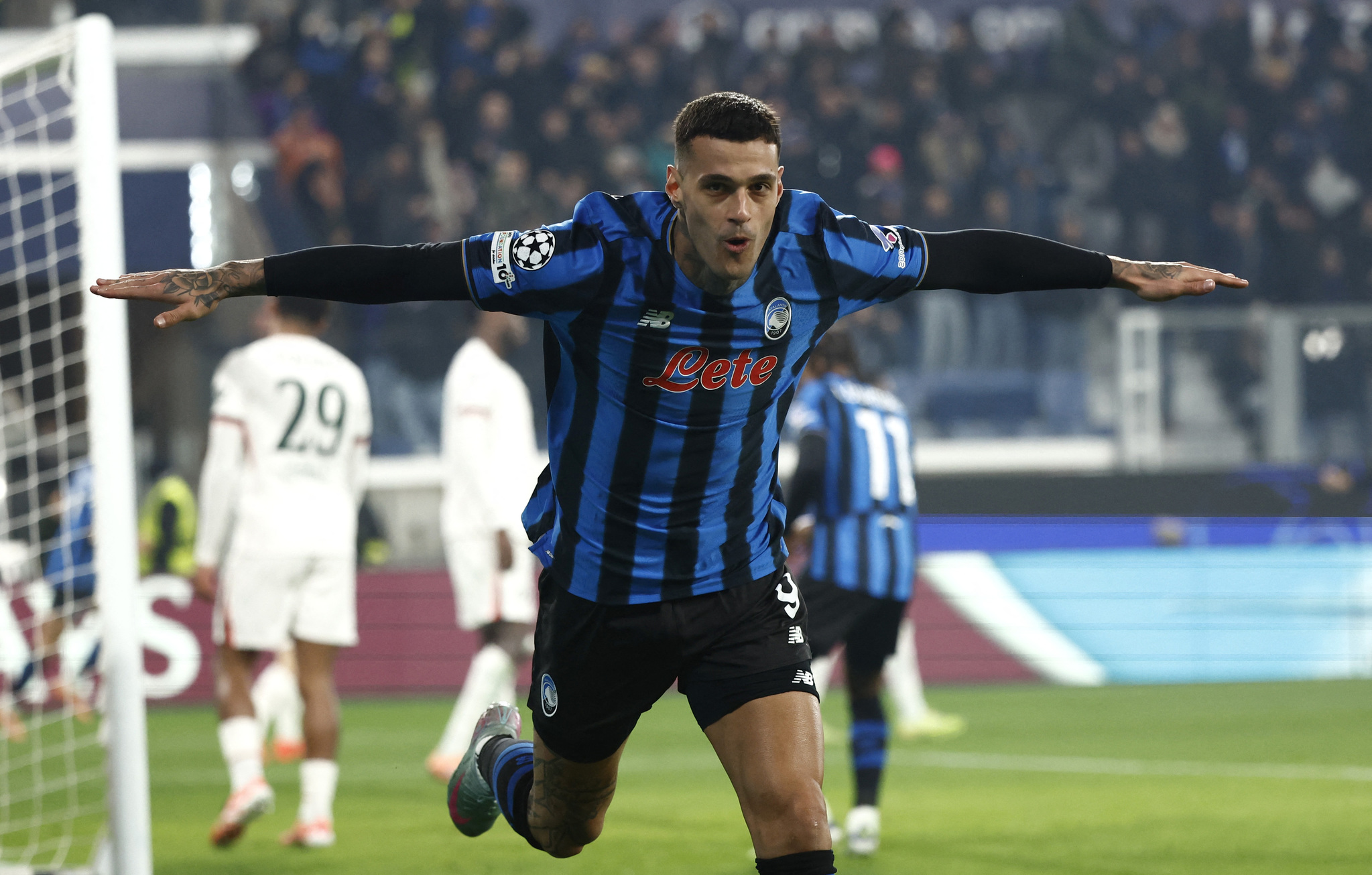 F.Bahçe’nin 9 numara listesi belli oldu! İşte o 3 isim...