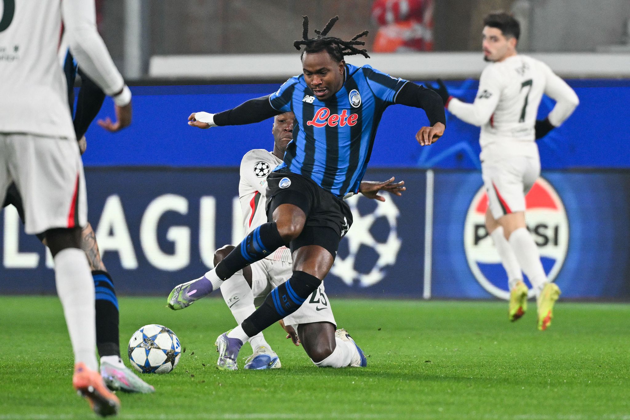 Lookman transferinde Galatasaray’a dev tehdit! İngiltere’den talip var