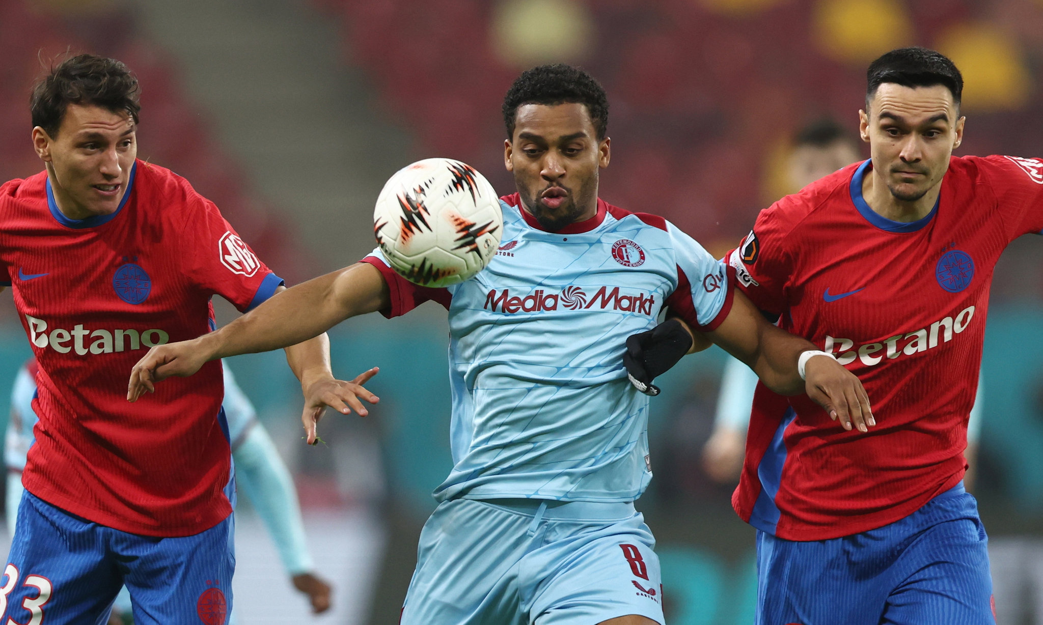 Fenerbahçe’ye transferde kötü haber! Quinten Timber...