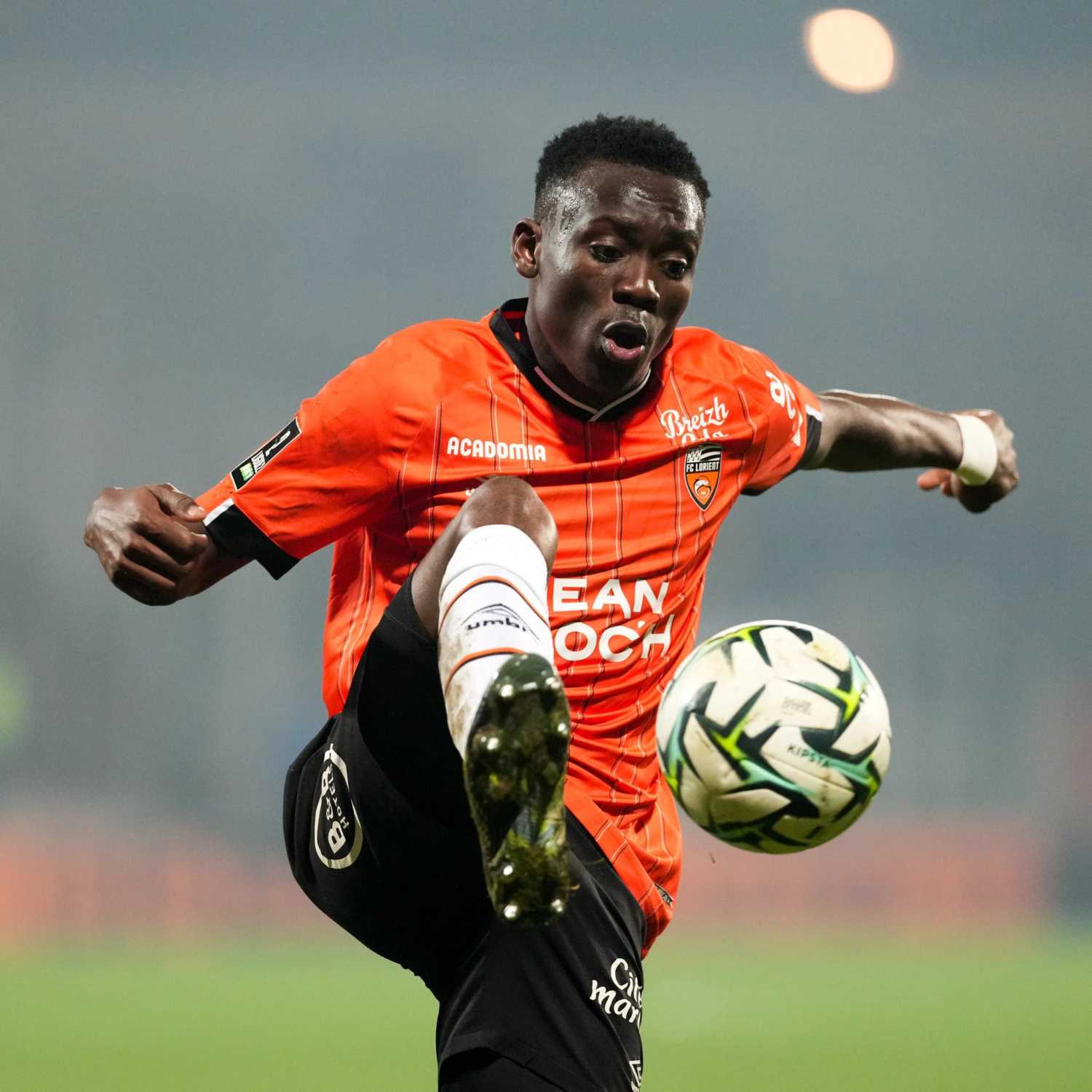 TRANSFER HABERİ: Galatasaray’dan orta saha harekatı! İşte listedeki isimler