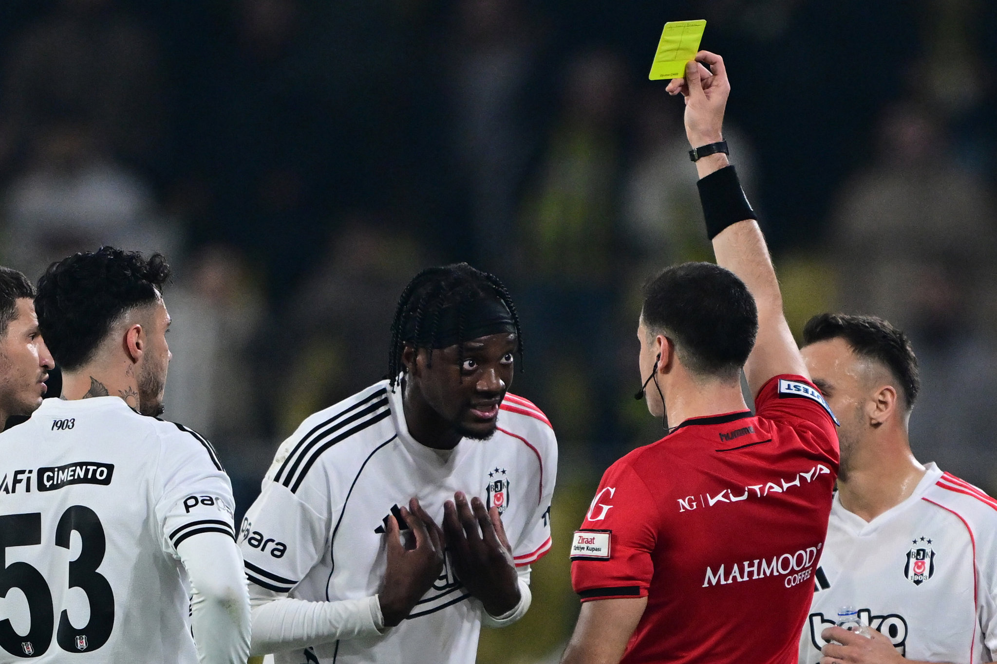 Ahmet Çakar’dan Fenerbahçe - Beşiktaş maçı sonrası hakem eleştirisi!