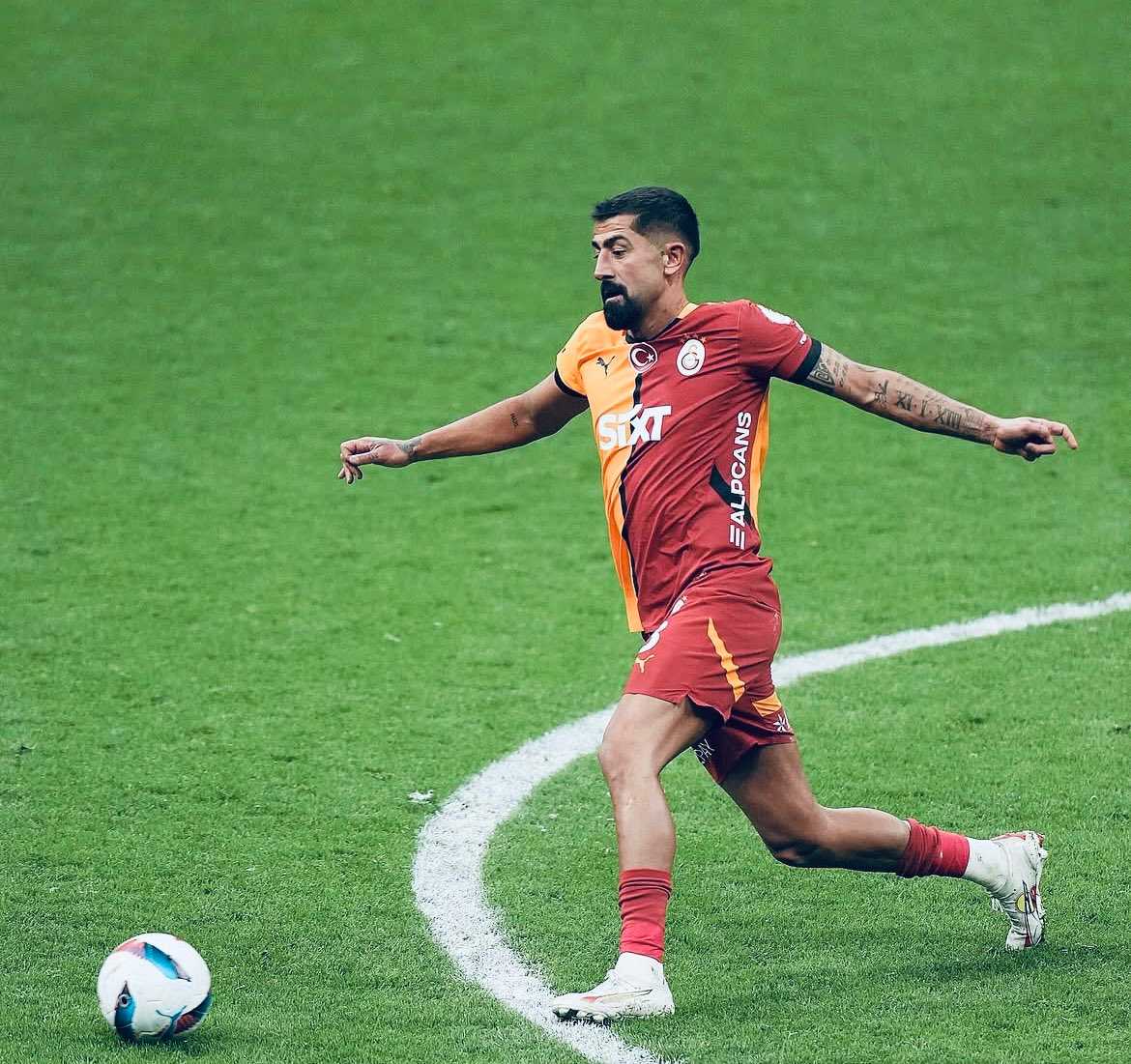 Galatasaray’da büyük sürpriz! O isim takıma geri dönmek istiyor