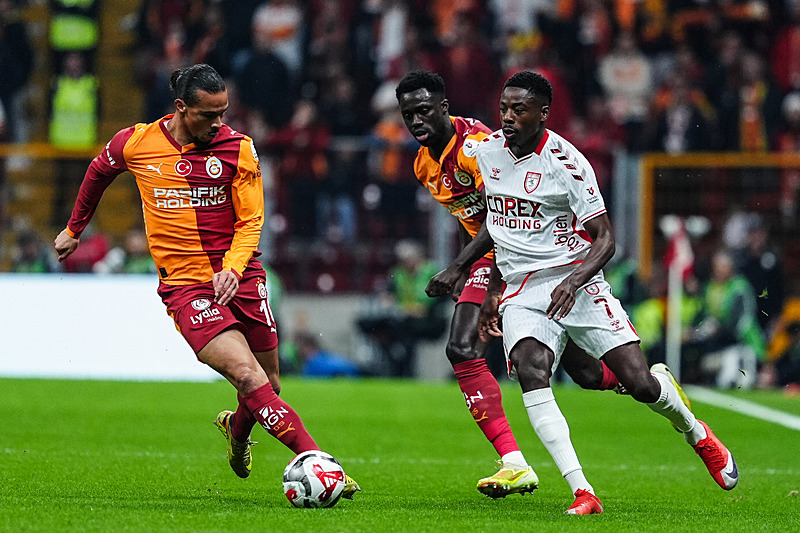 Transferde yer yerinden oynayacak! Anthony Musaba ve Galatasaray...