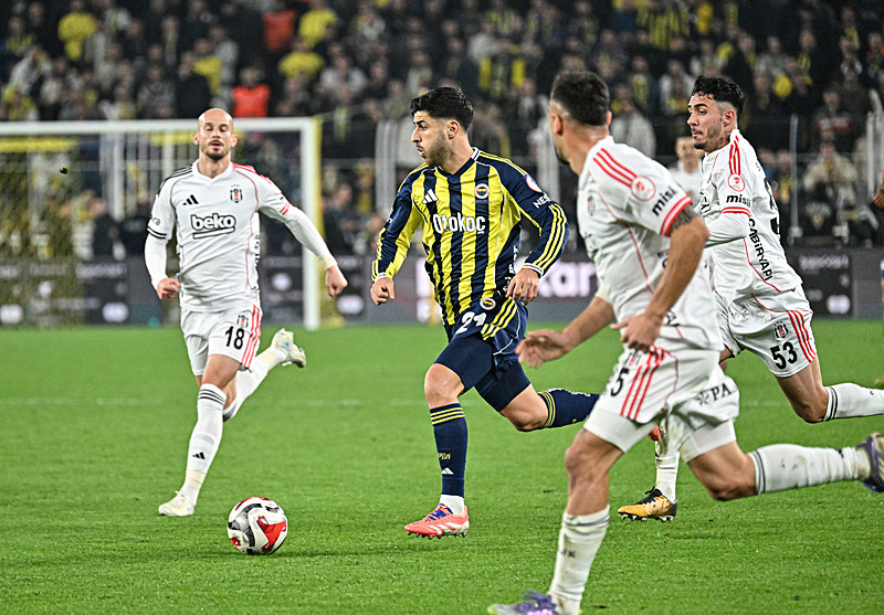 TRANSFER HABERİ: Fenerbahçe’den orta sahaya yeni aday!